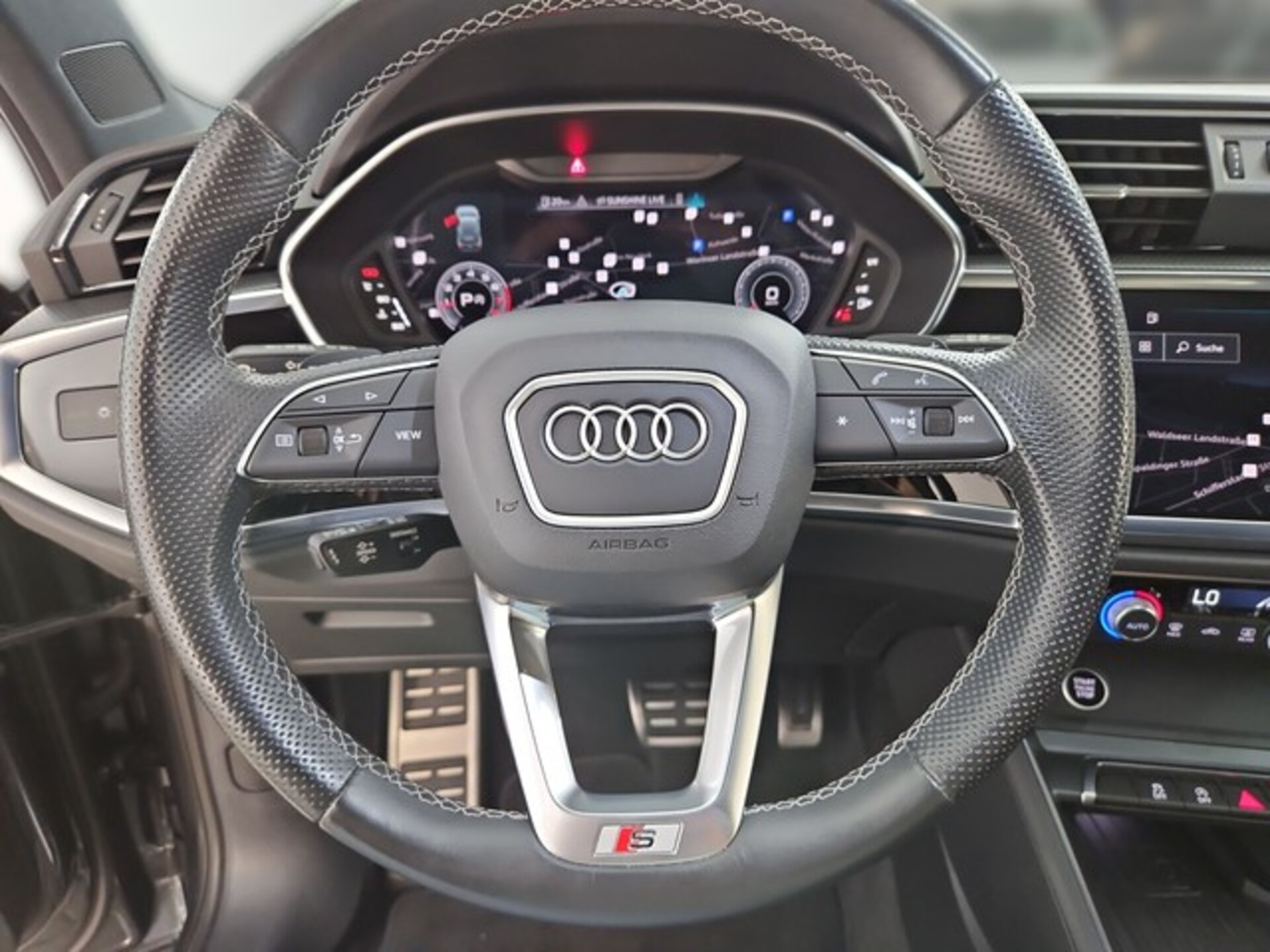 Audi Q3 SUV S line