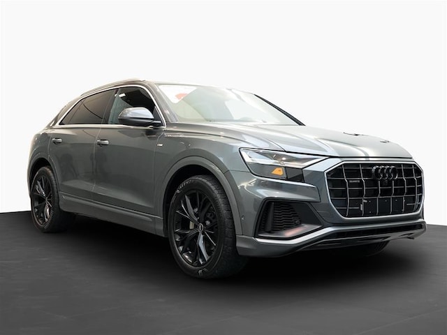 Photo of 2022 Audi Q8