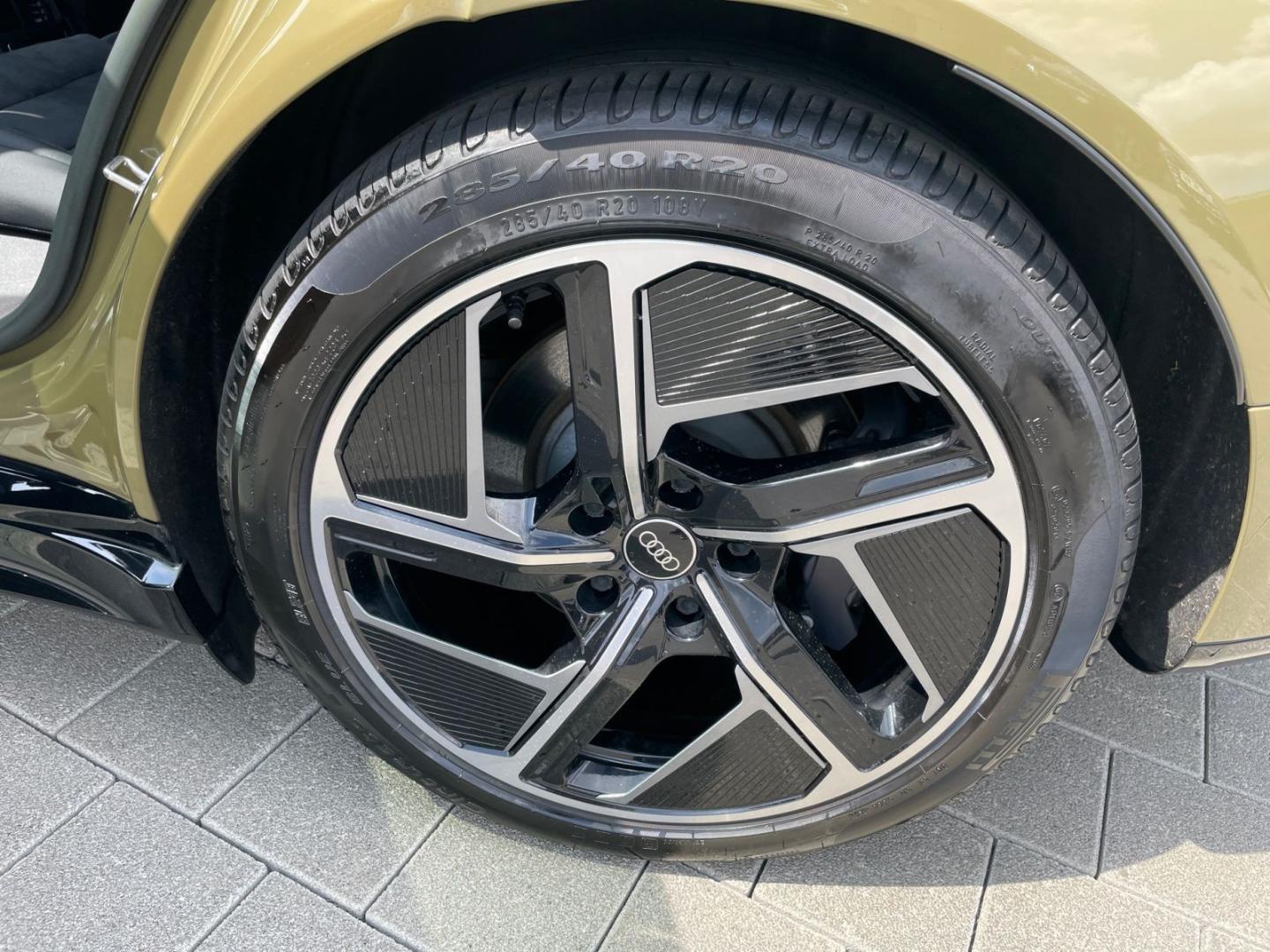 Image about Audi e-tron GT e-tron quattro