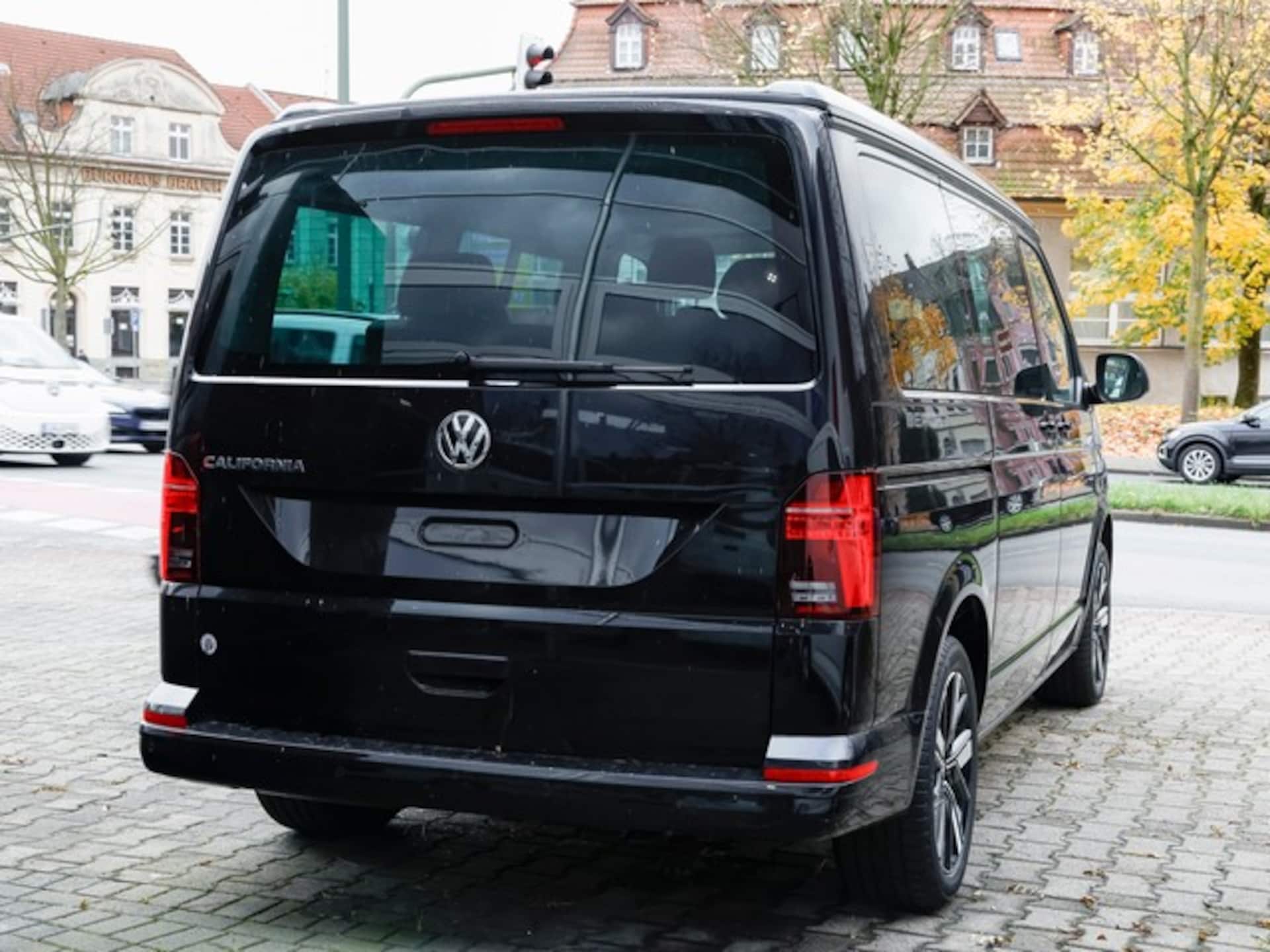Volkswagen T6.1 California Beach