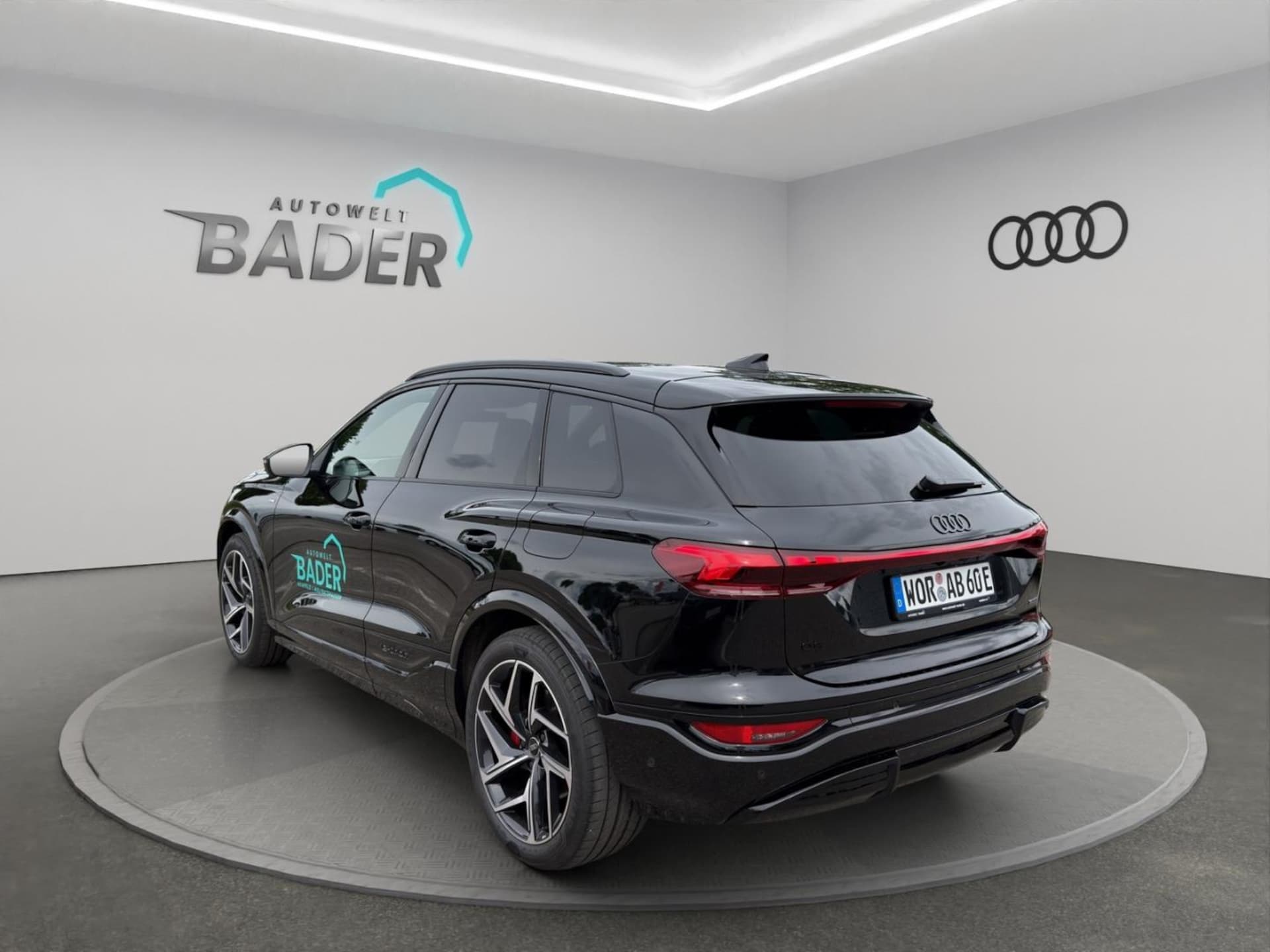 Audi Q6 SUV e-tron