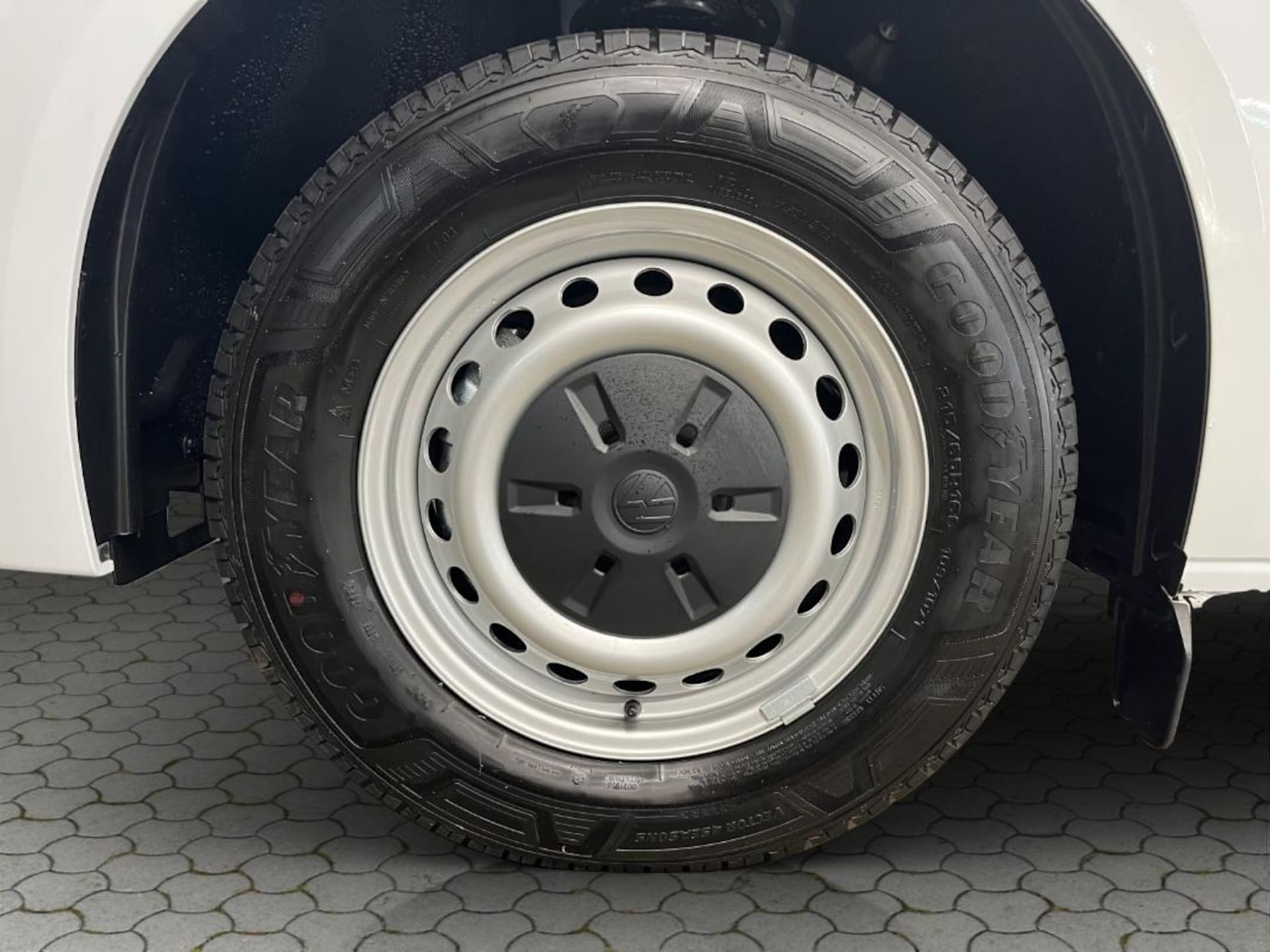 Volkswagen Transporter Kasten kurzer Radstand