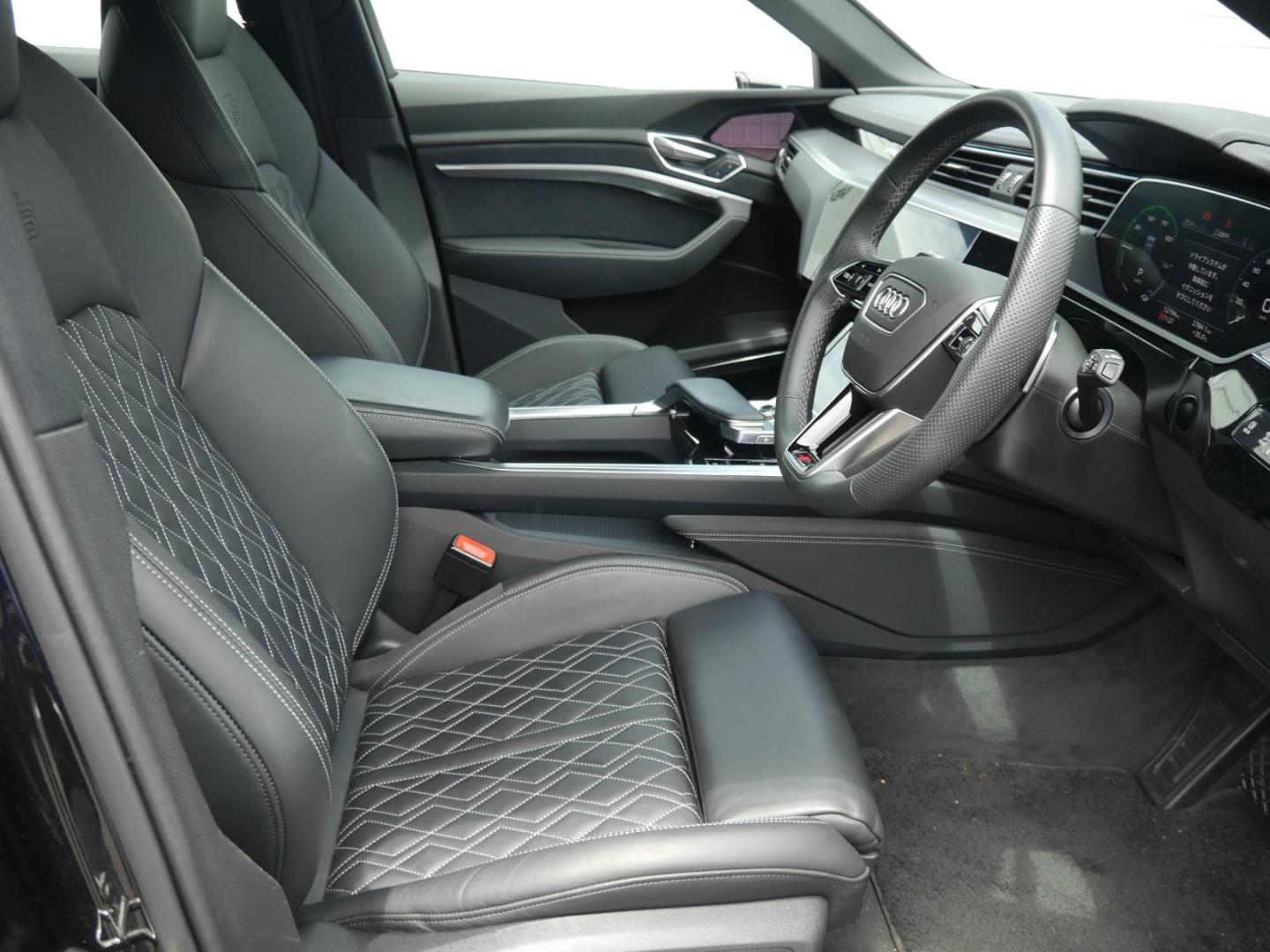 Image about Audi e-tron S e-tron S 370,00 kW