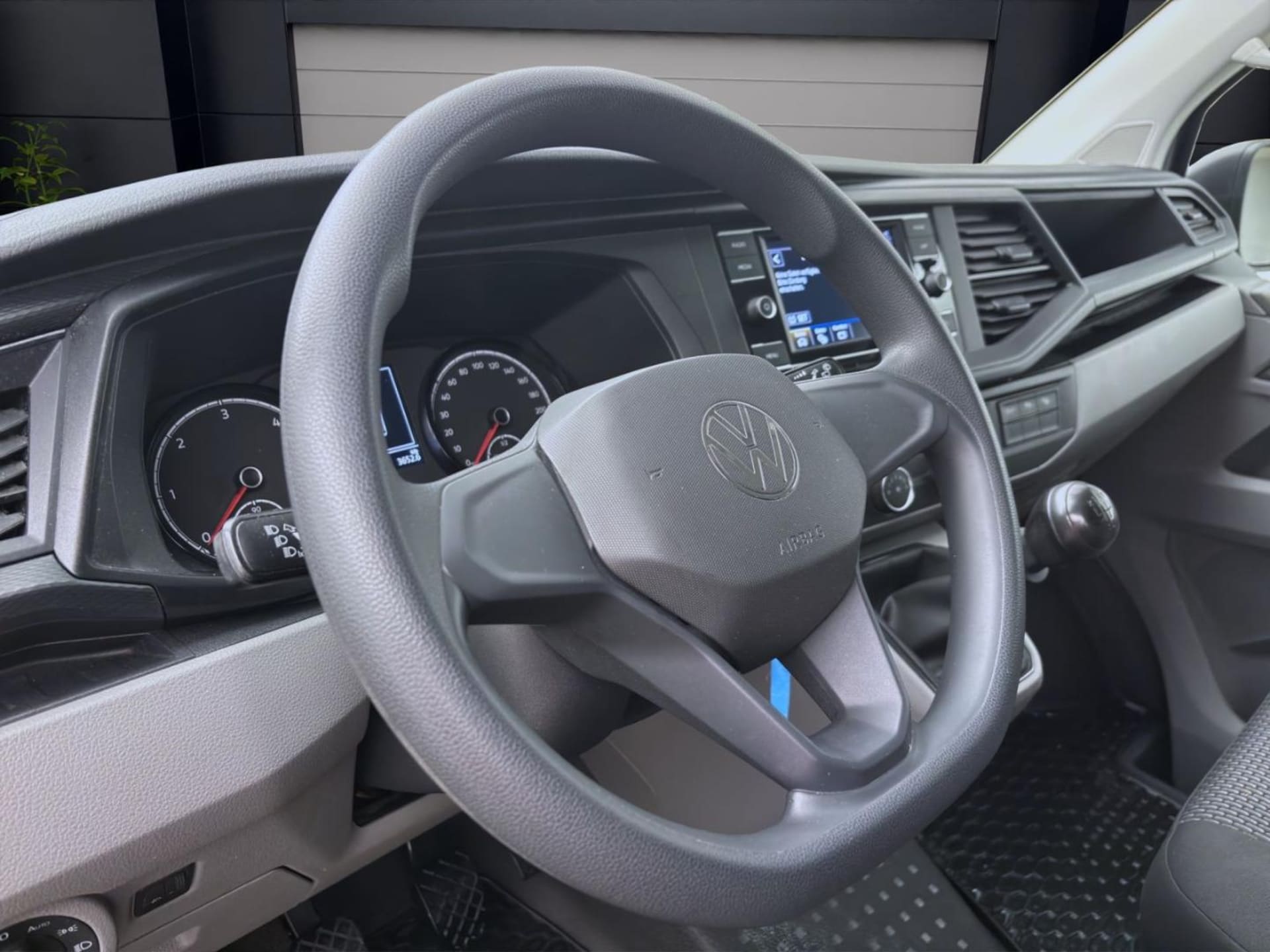 Volkswagen T6.1 Transporter Kombi kurzer Radstand