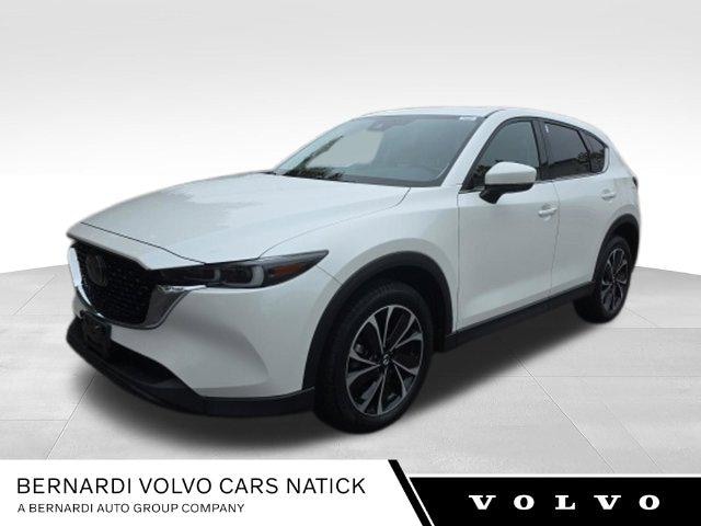 2022 Mazda CX-5 S Premium package