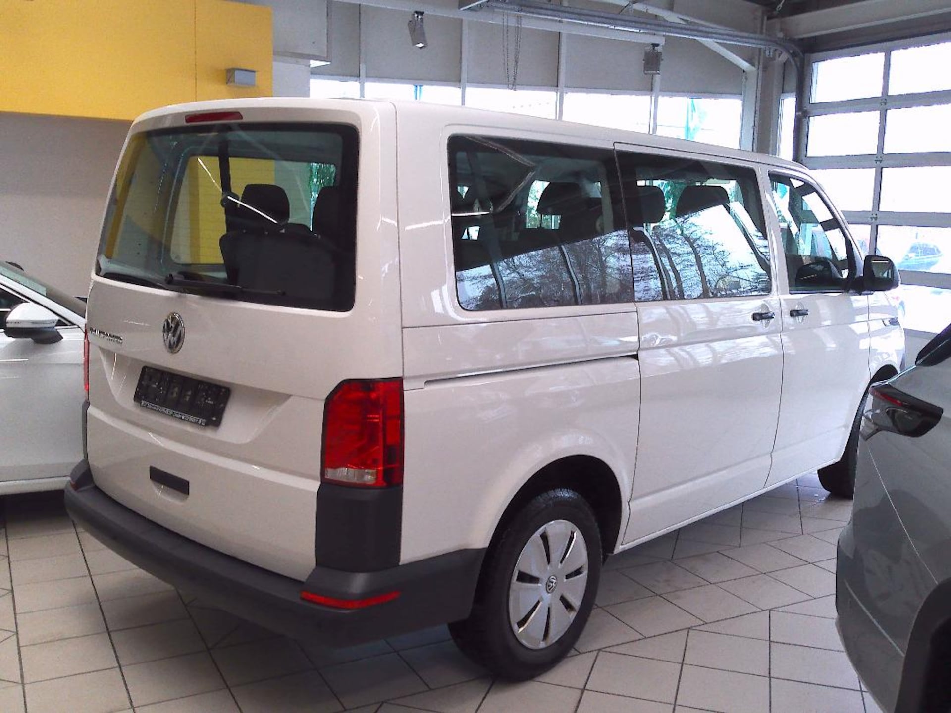 Volkswagen T6.1 Transporter Kombi kurzer Radstand
