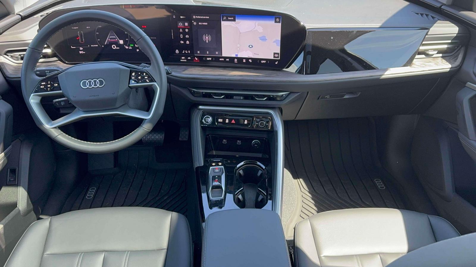 2025 Audi Q5 Premium - Photo 29