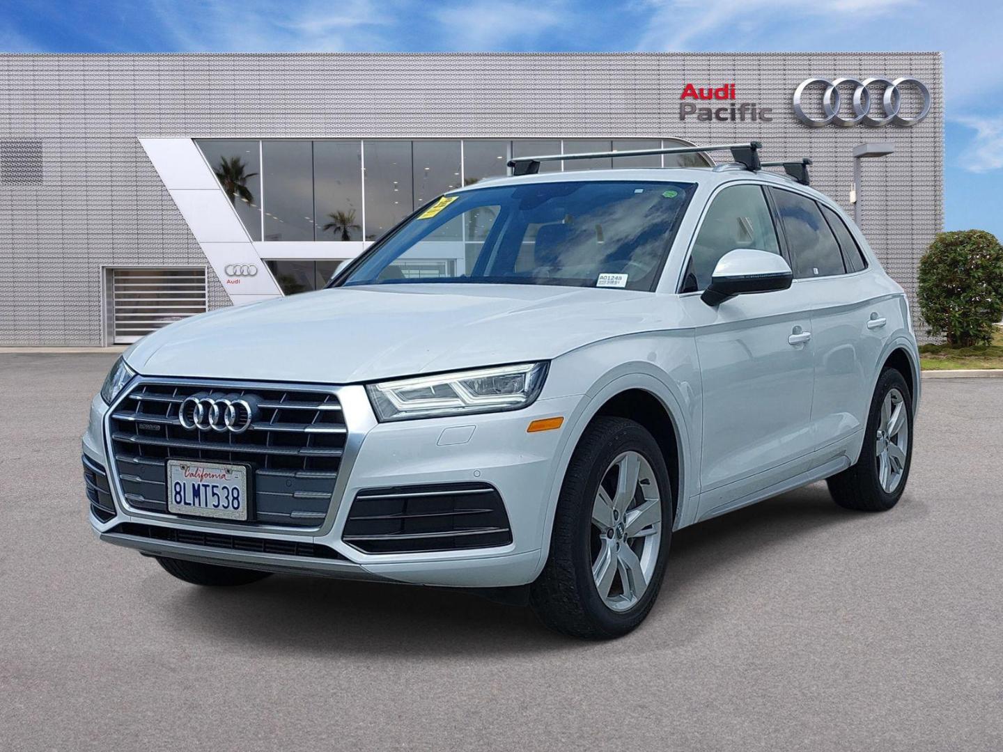 2019 Audi Q5 2.0T quattro S tronic Premium Plus's photo