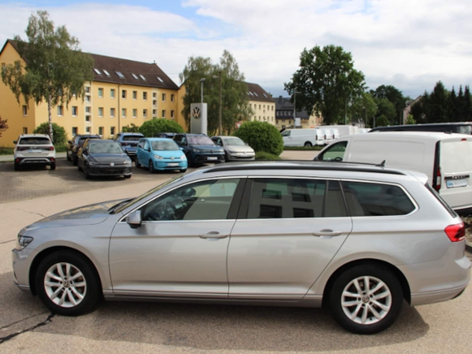 Volkswagen Passat Variant Business