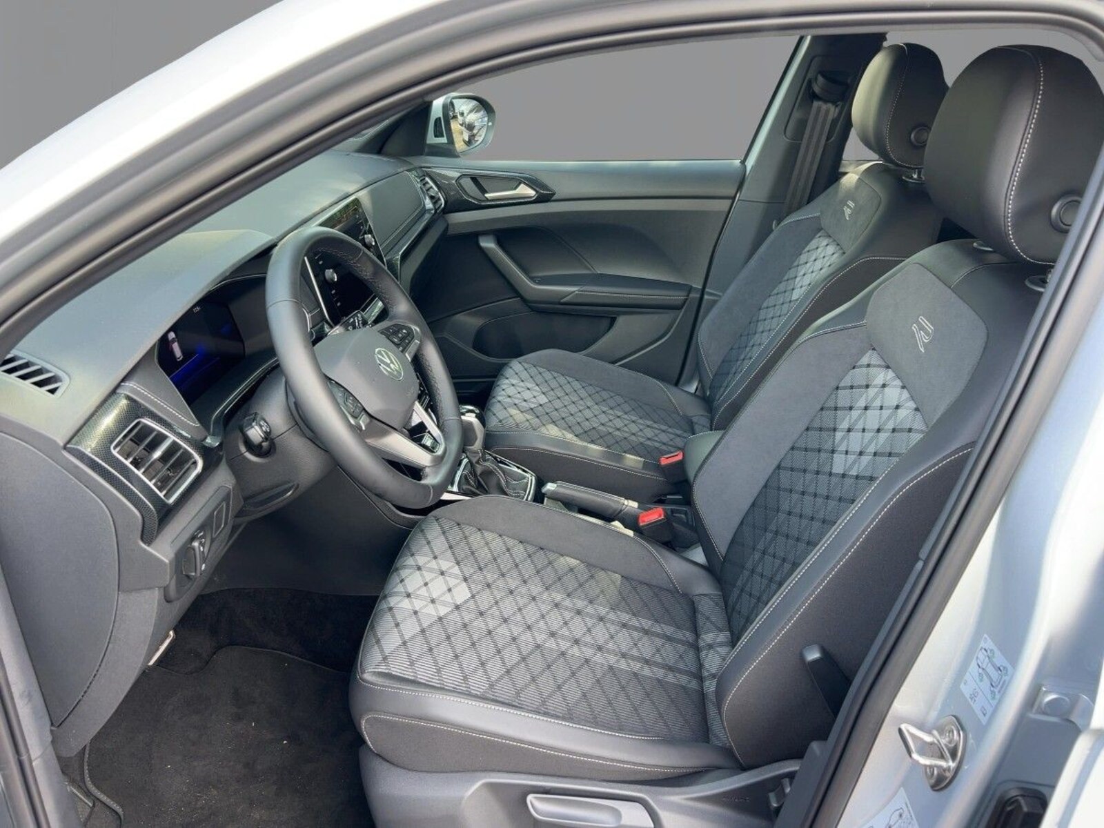 Volkswagen T-Cross – Bild 8