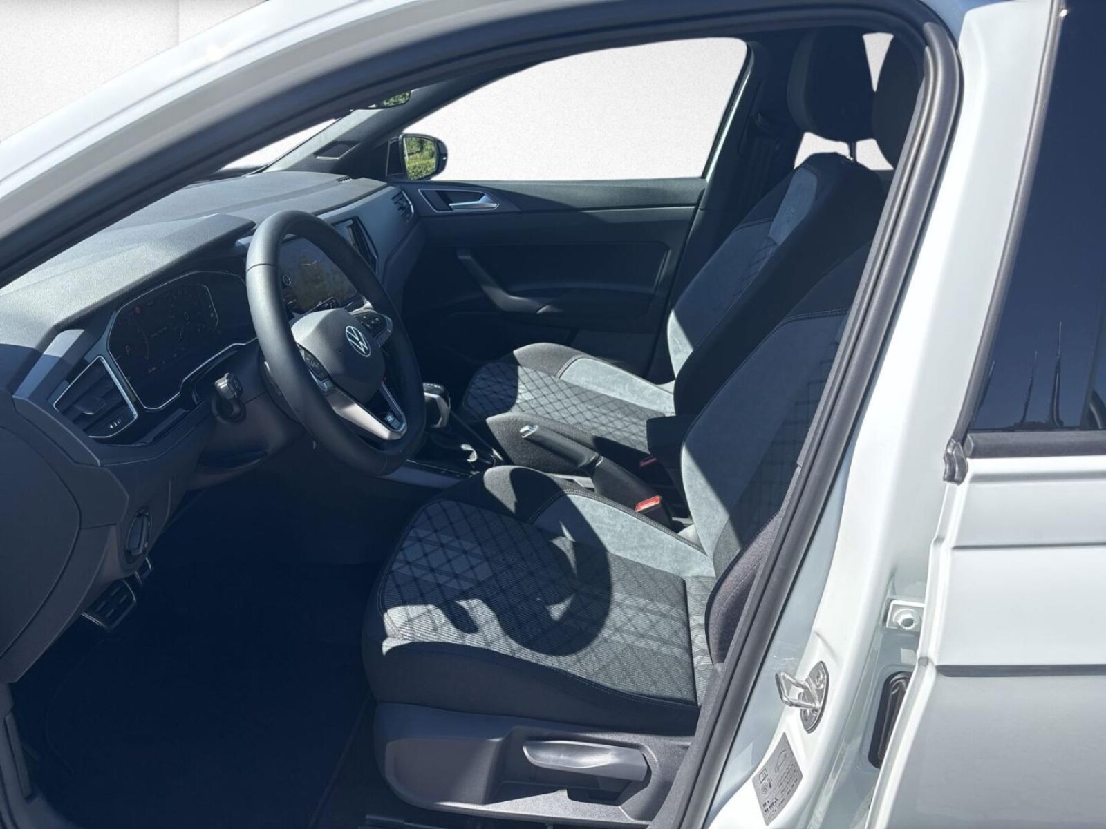 Volkswagen Polo – Bild 8
