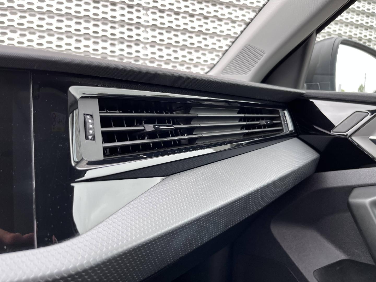 Image about Audi A1 Sportback Business Line 25 TFSI 70 kW (95 ch) 5 vitesses