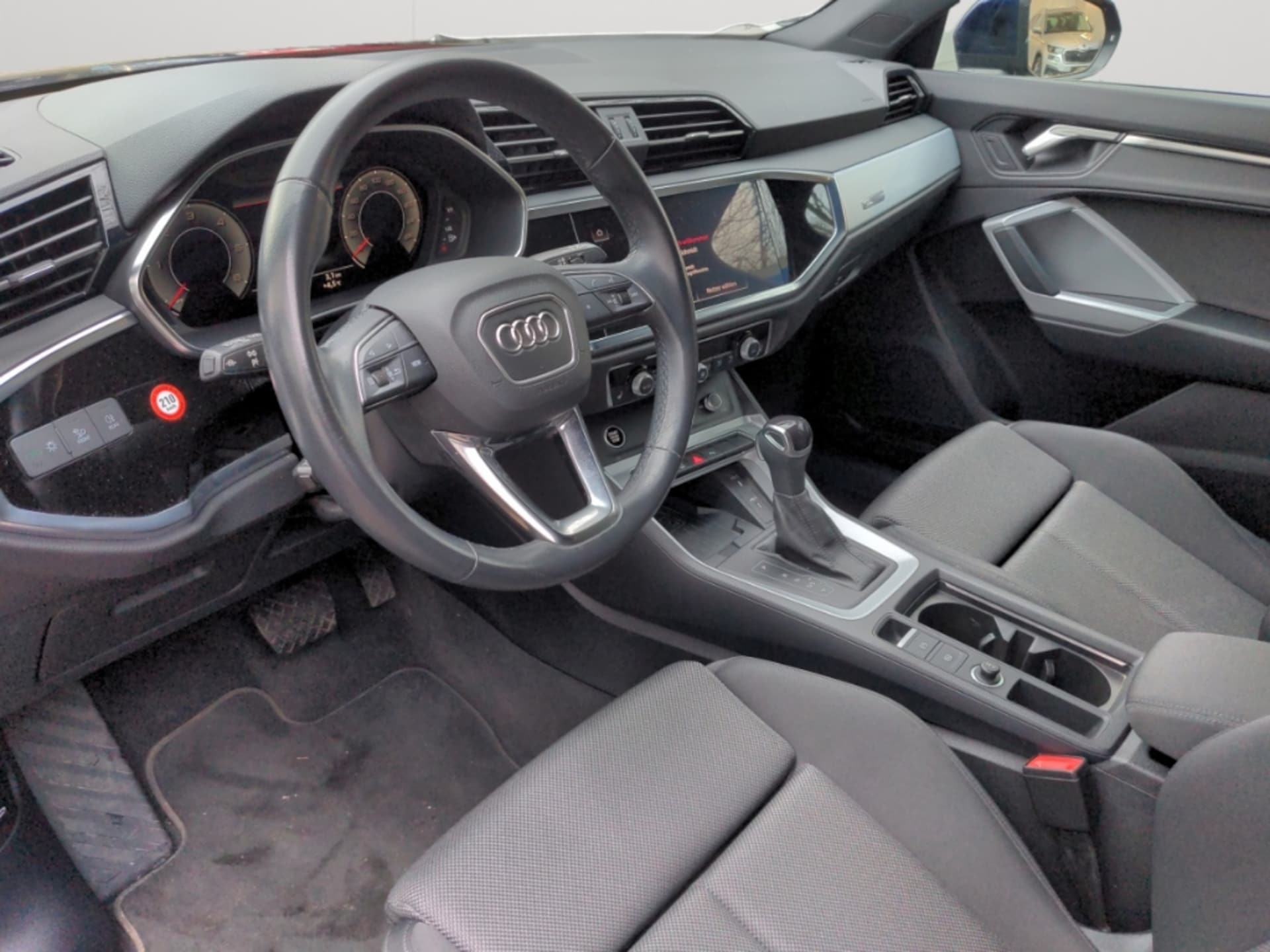Audi Q3 SUV S line
