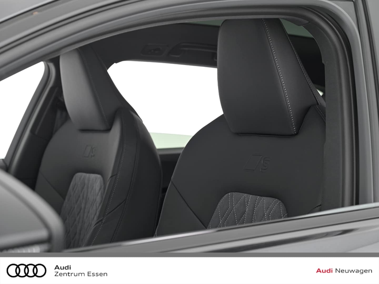 Bild über Audi A5 Avant e-hybrid e-hybrid quattro 220 kW S tronic - für weitere Informationen kontaktieren Sie den Audi Partner