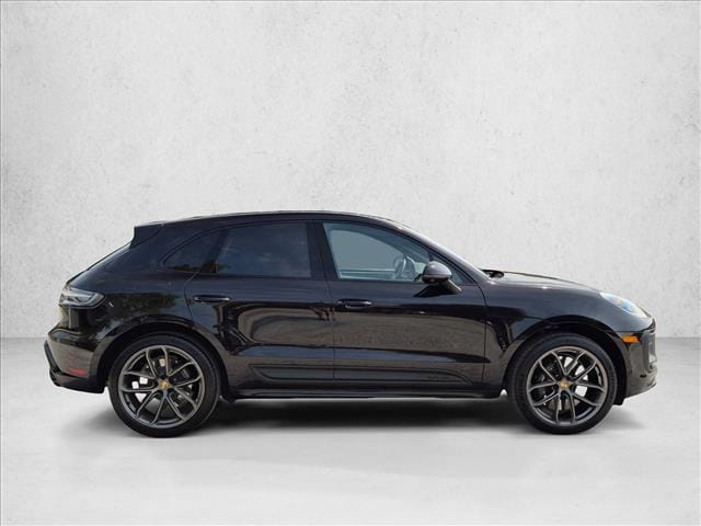 2023 Porsche Macan