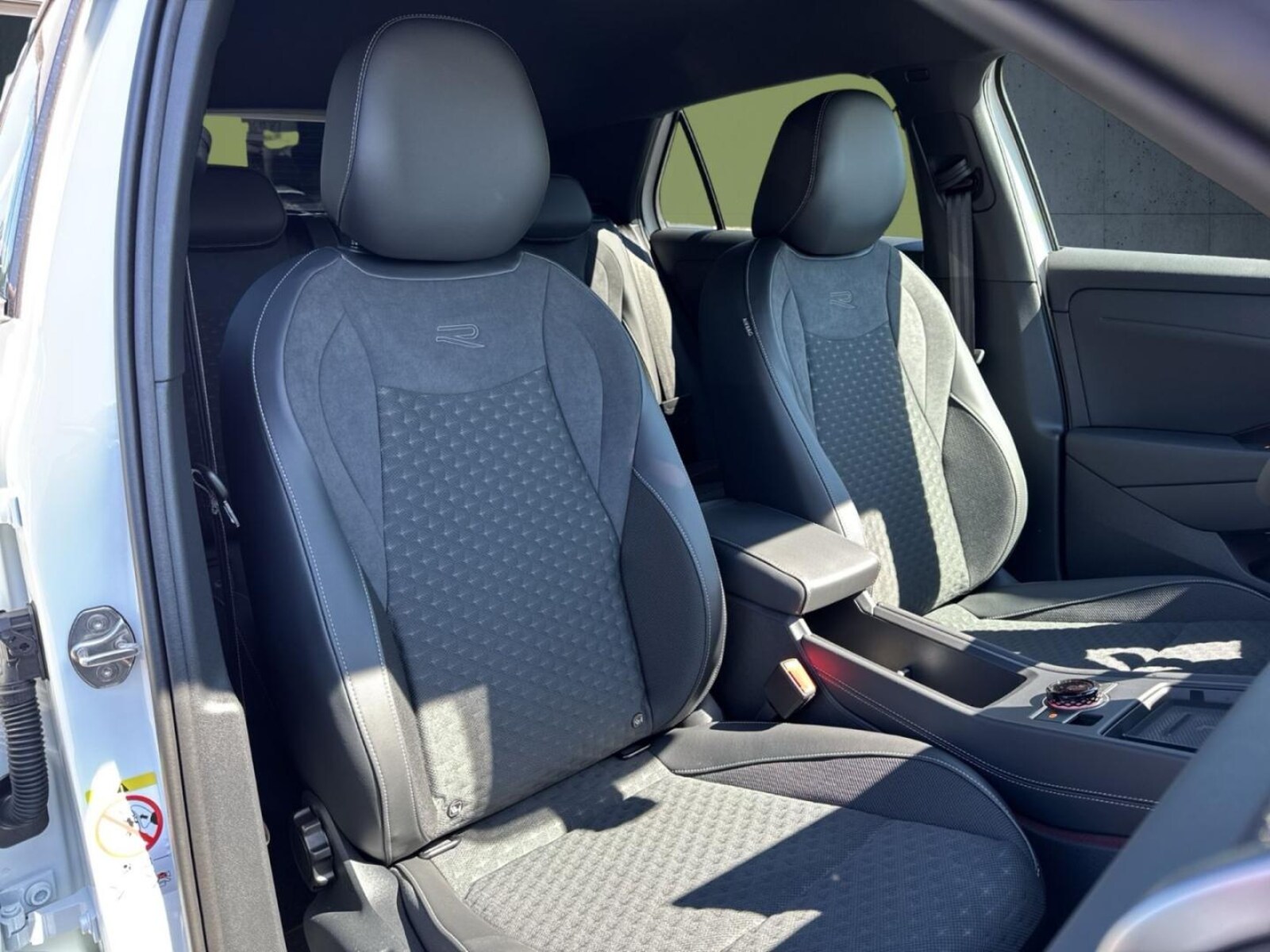 Volkswagen T-Roc – Bild 16