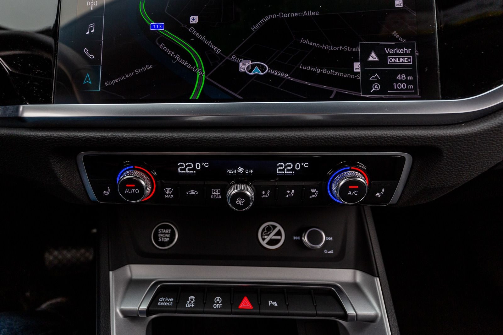 Image about Audi Q3 advanced 40 TFSI quattro S tronic