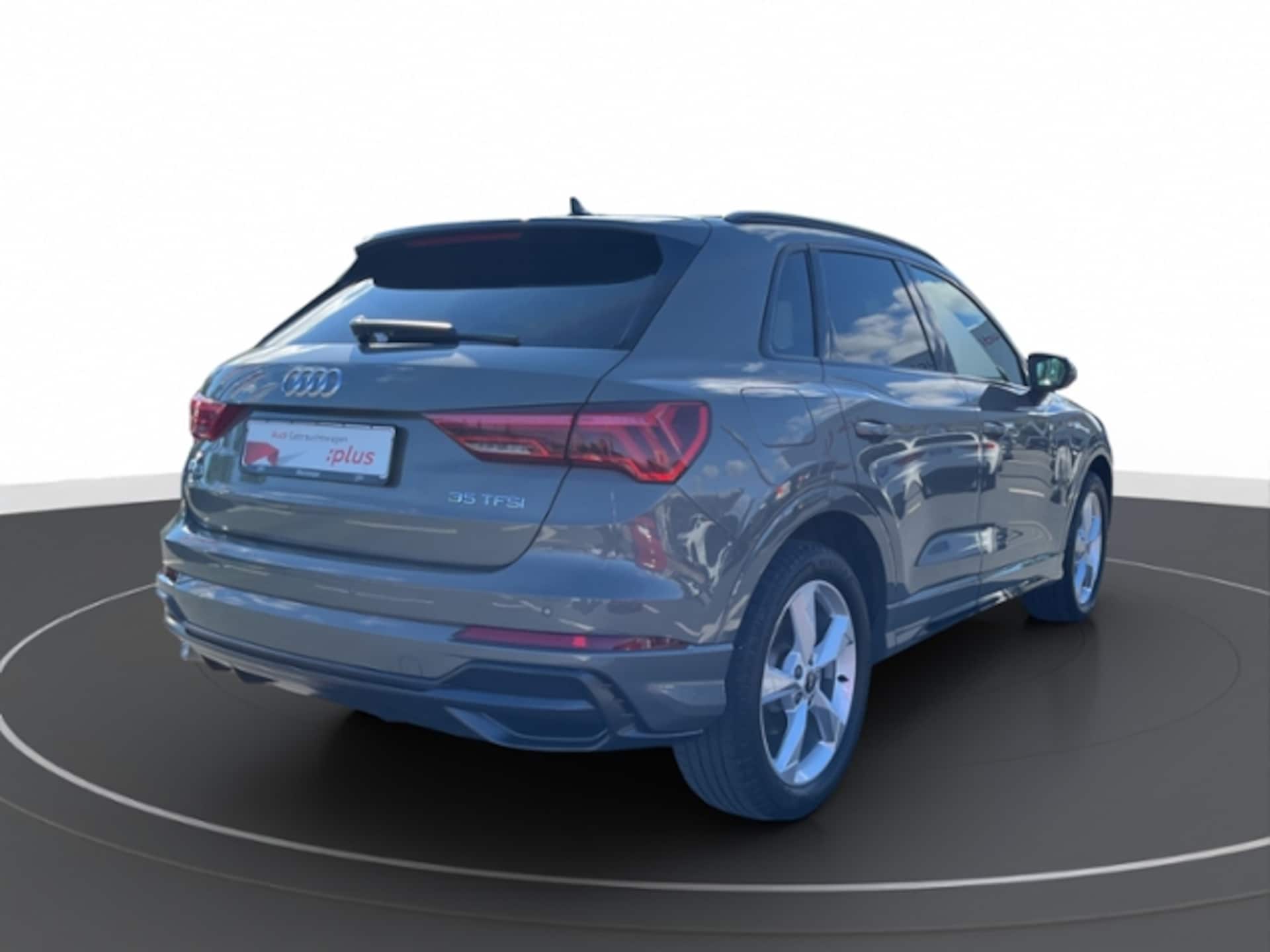 Audi Q3 SUV S line