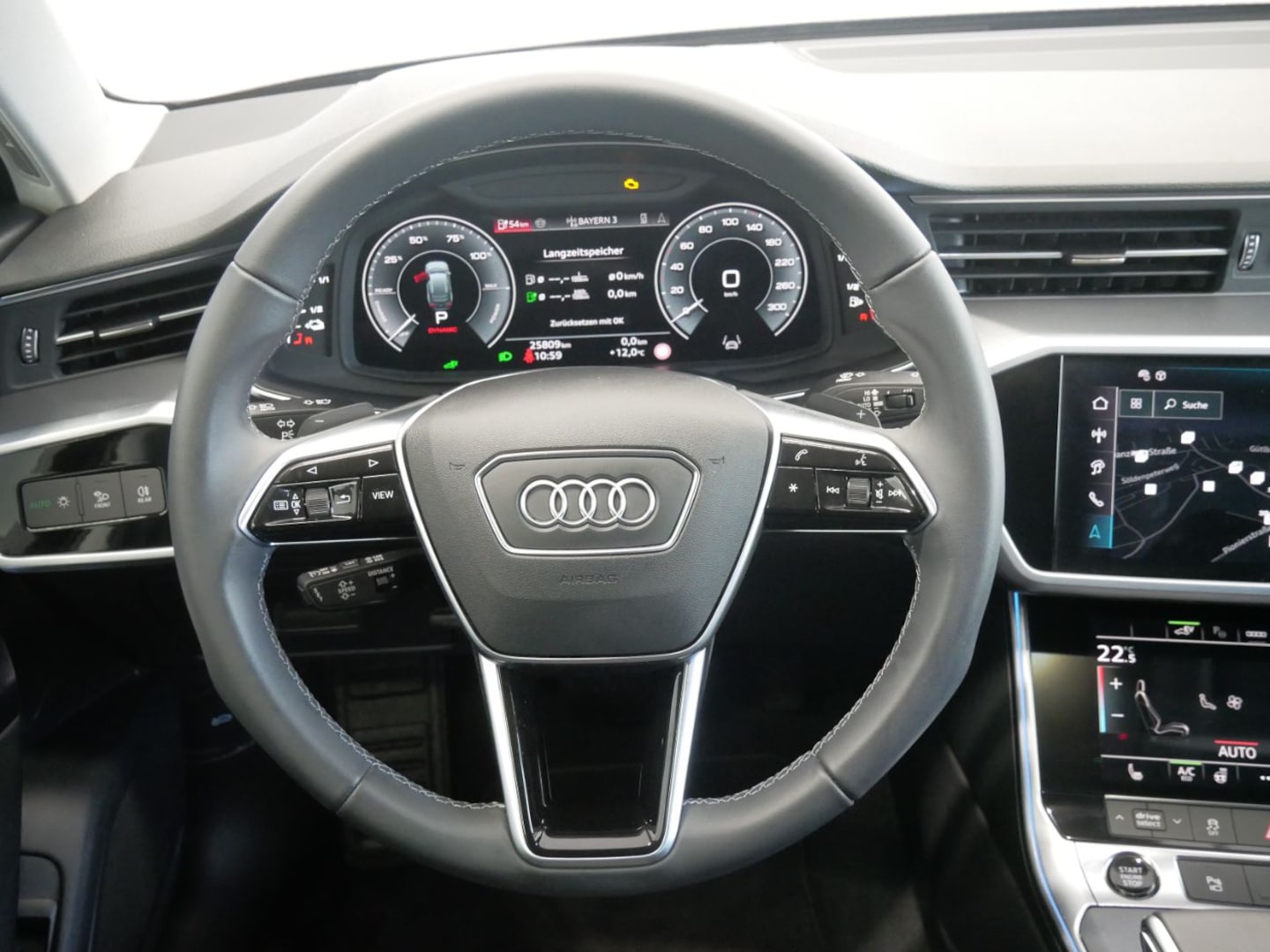 Bild über Audi A6 Avant TFSI e advanced 50 TFSI e quattro S tronic - für weitere Informationen kontaktieren Sie den Audi Partner