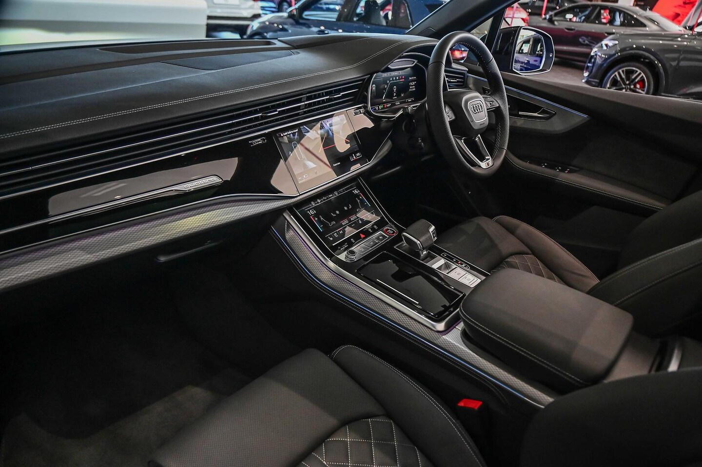 Image about Audi SQ7 TFSI quattro tiptronic