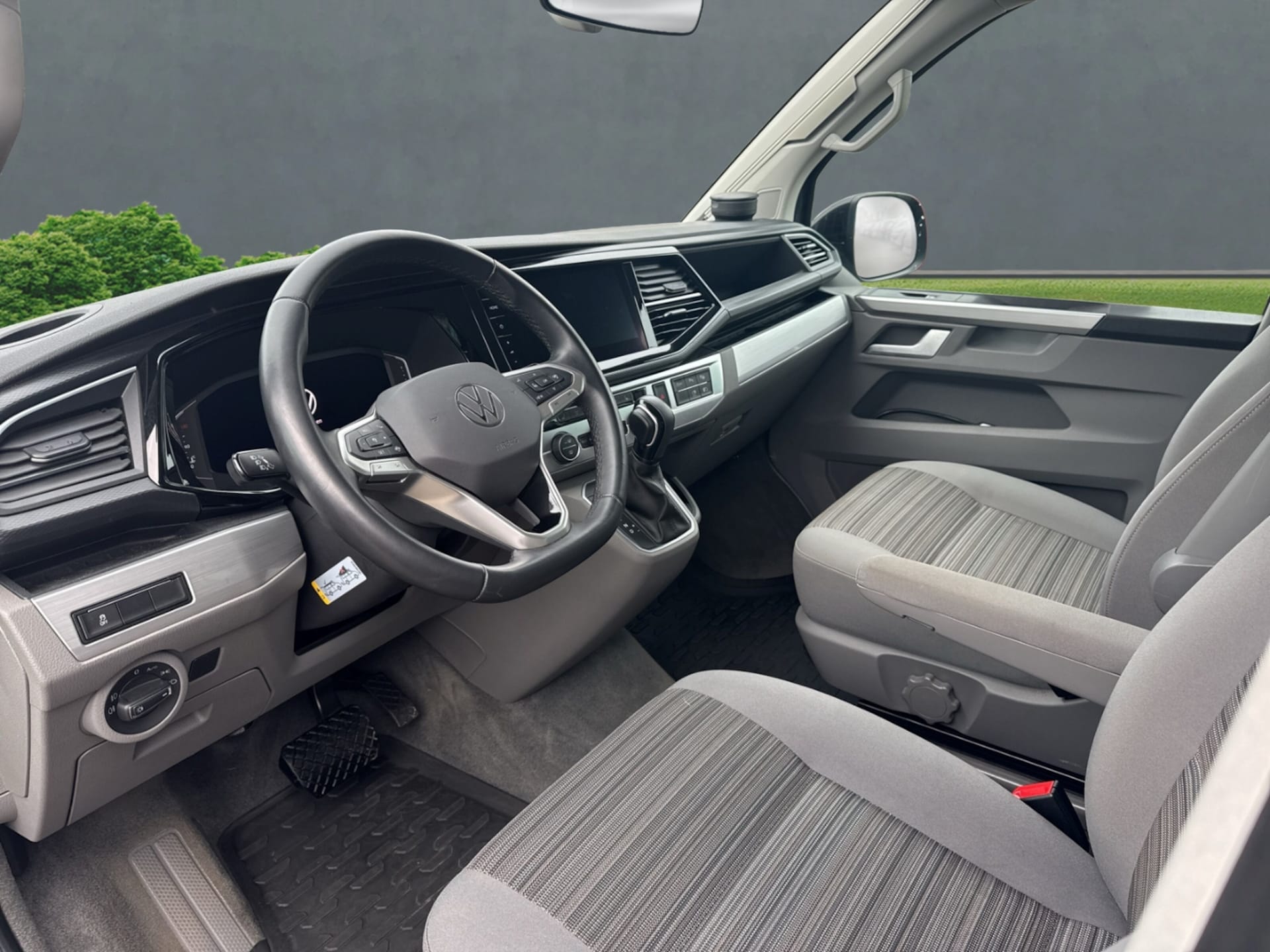 Volkswagen T6.1 California Beach