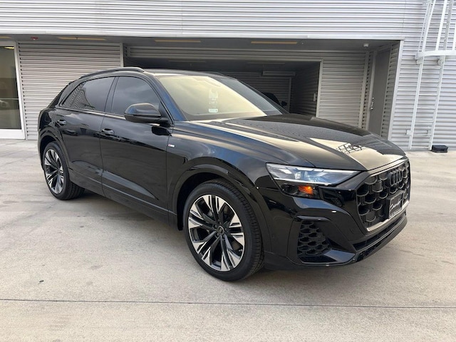 2026 Audi Q8