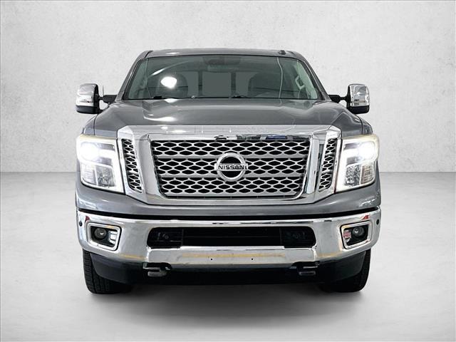 2016 Nissan