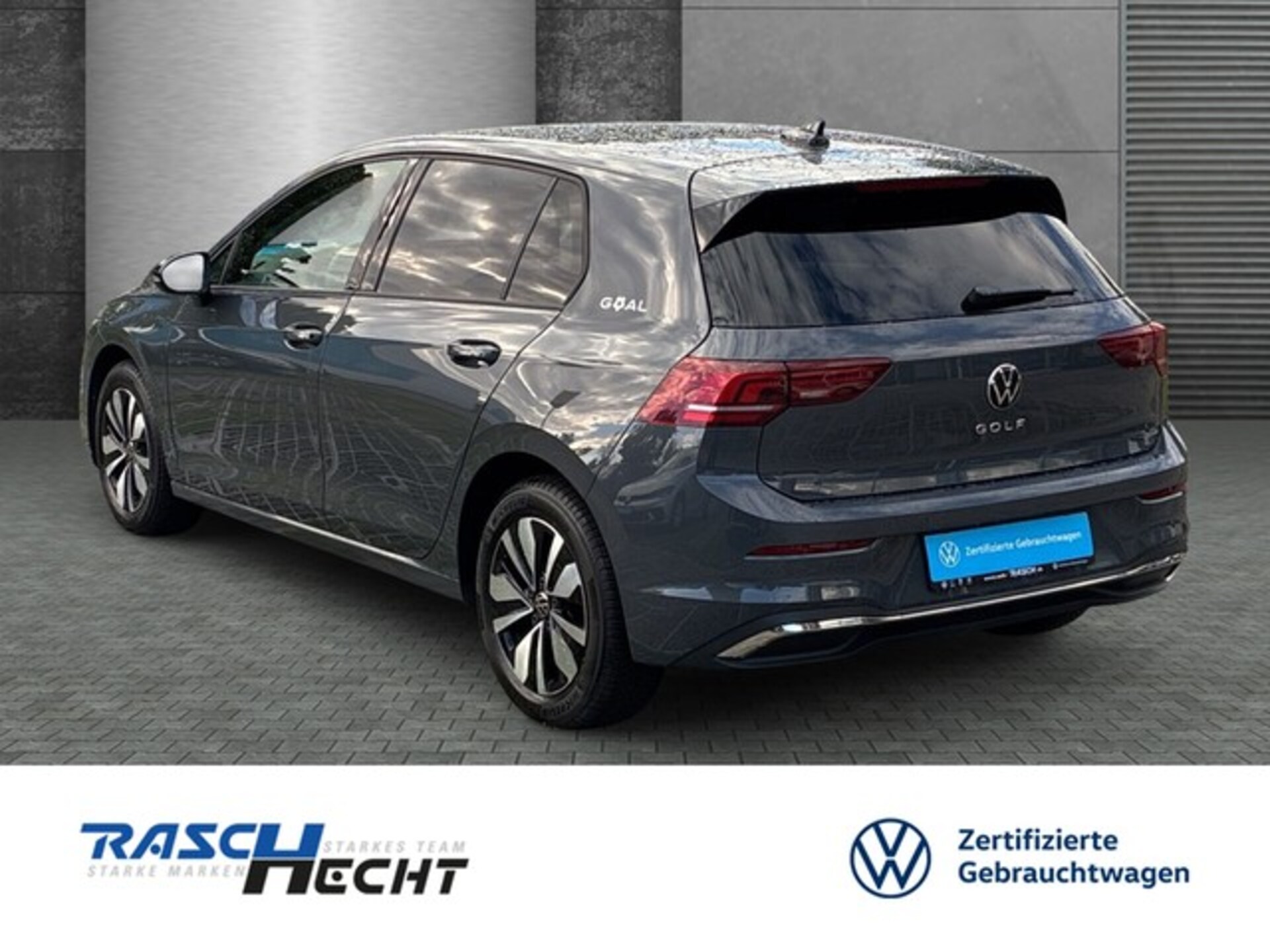 Volkswagen Golf Life