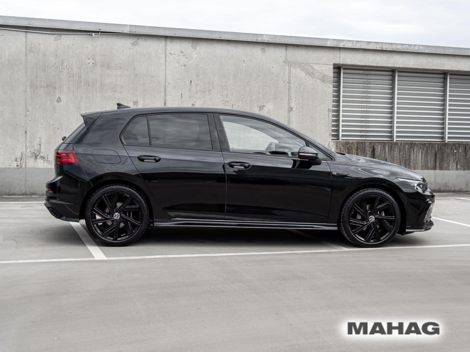 Volkswagen Golf R-Line