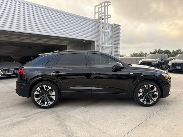 2026 Audi Q8