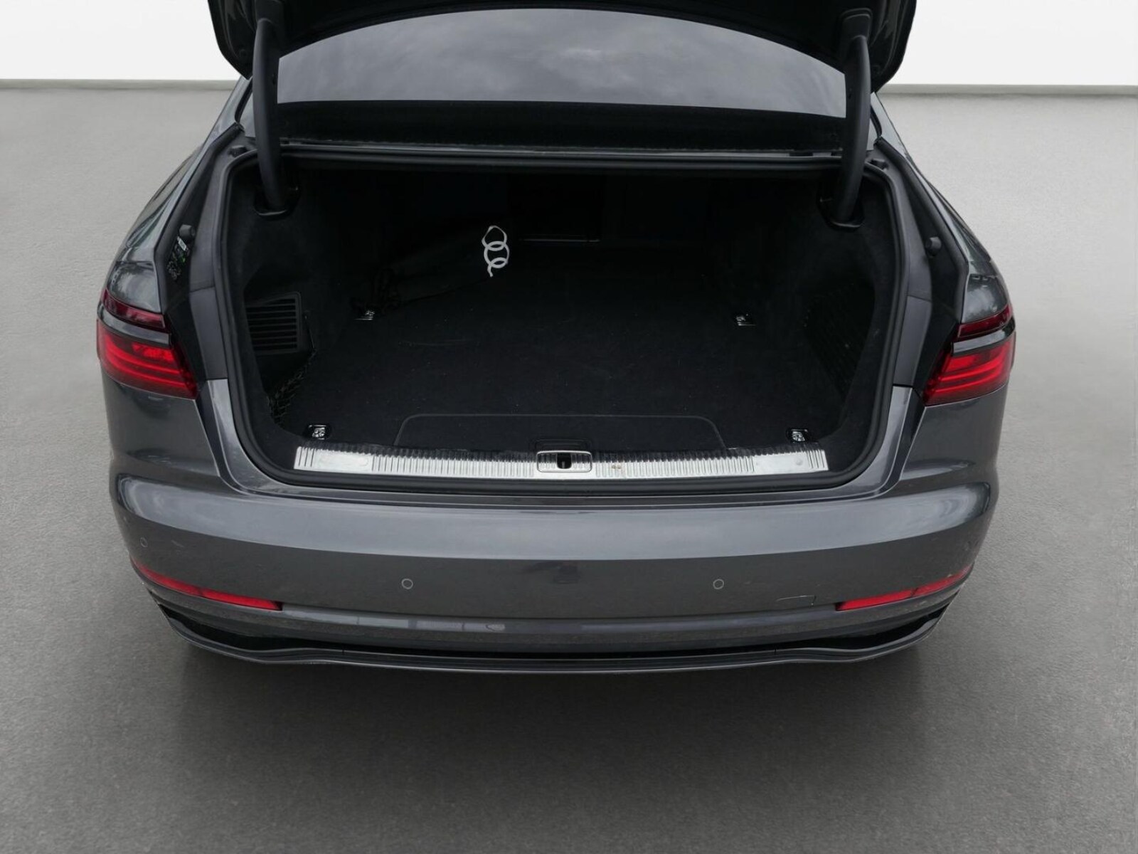 Audi A8 – Bild 11