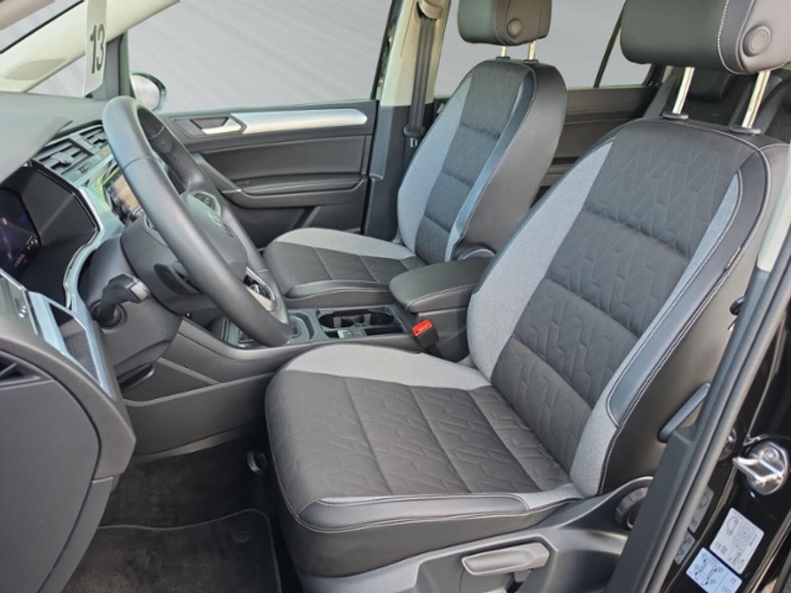 Volkswagen Touran – Bild 10