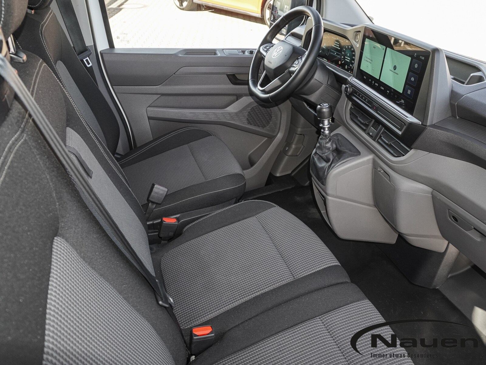 Volkswagen Transporter Kasten kurzer Radstand – Bild 7