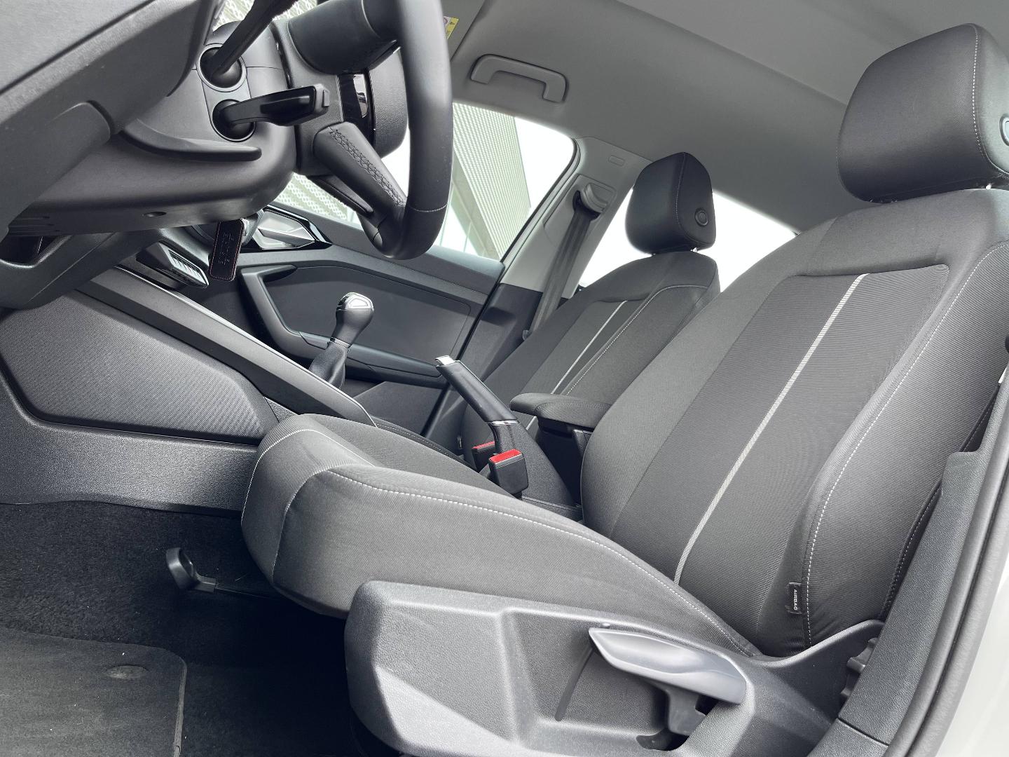 Image about Audi A1 Sportback Business Line 25 TFSI 70 kW (95 ch) 5 vitesses