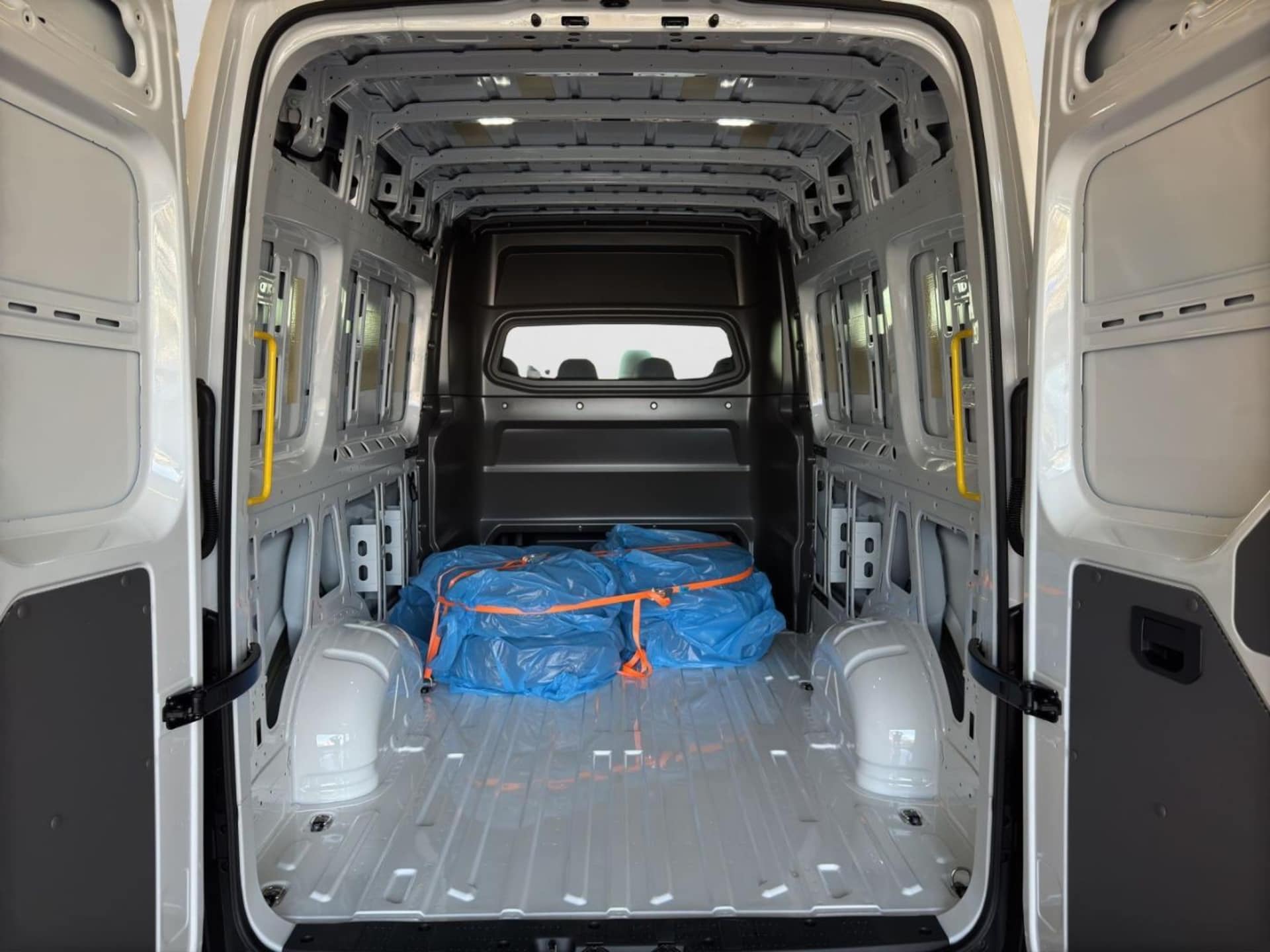 Volkswagen Crafter Kasten langer Radstand