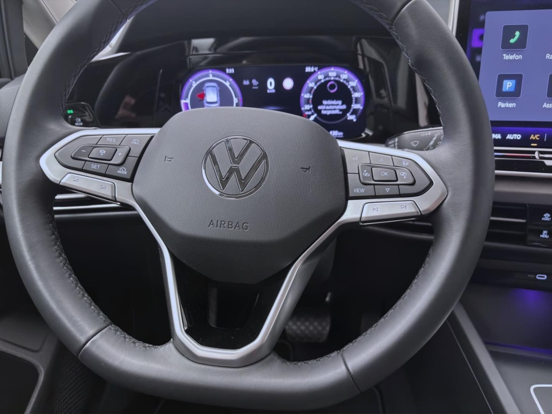 Volkswagen Golf Life