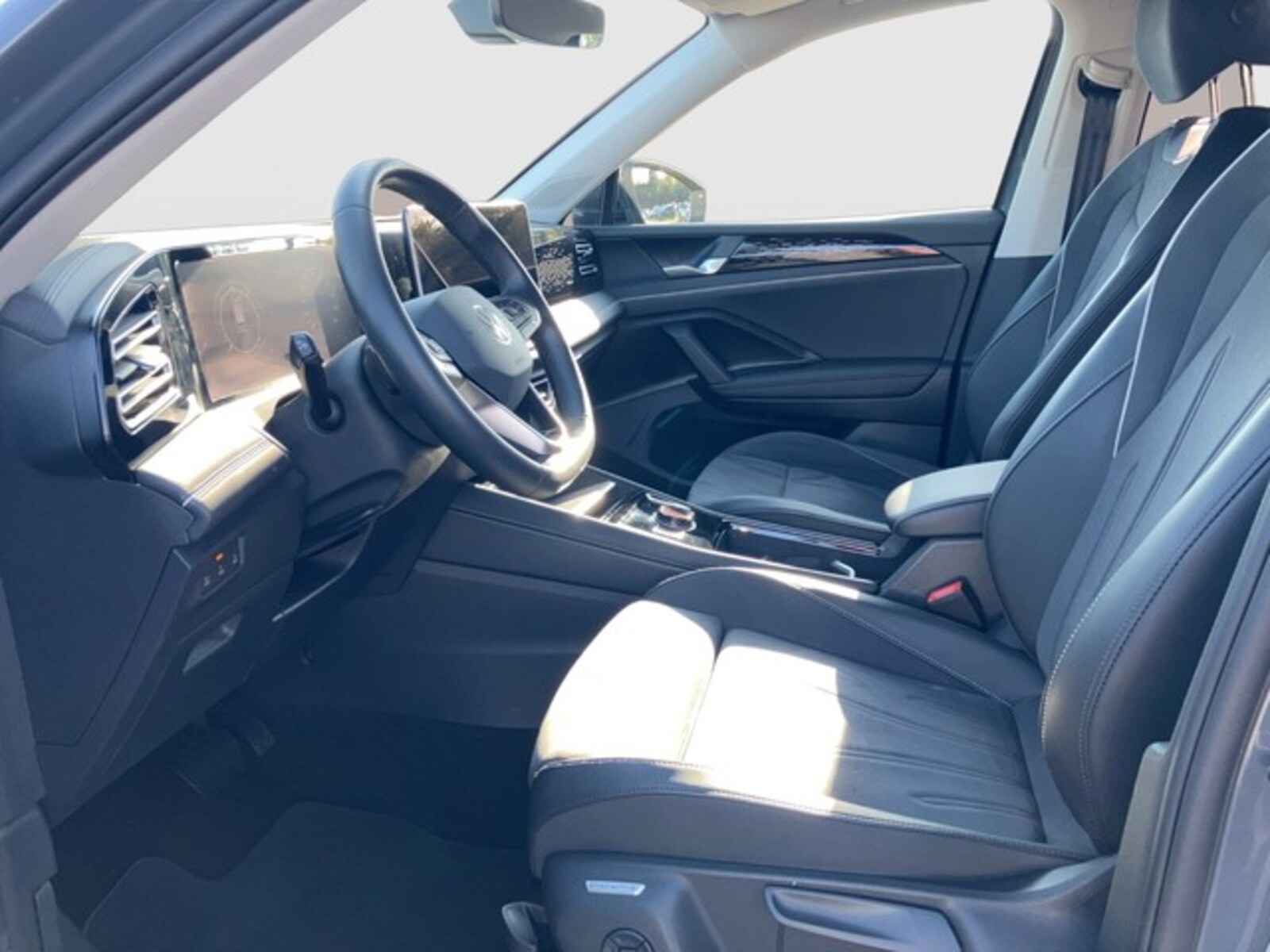 Volkswagen Tiguan – Bild 8