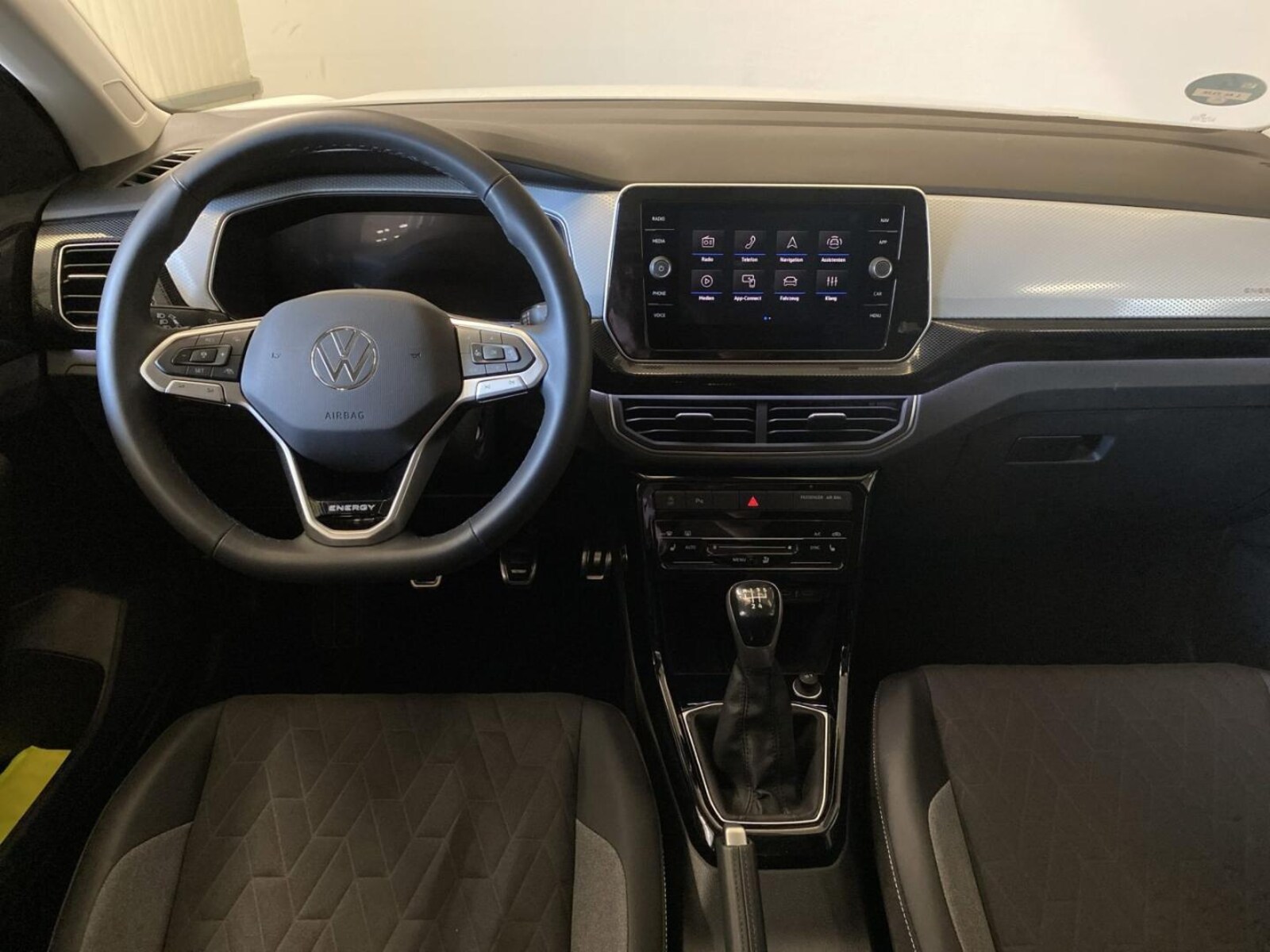 Volkswagen T-Cross – Bild 8