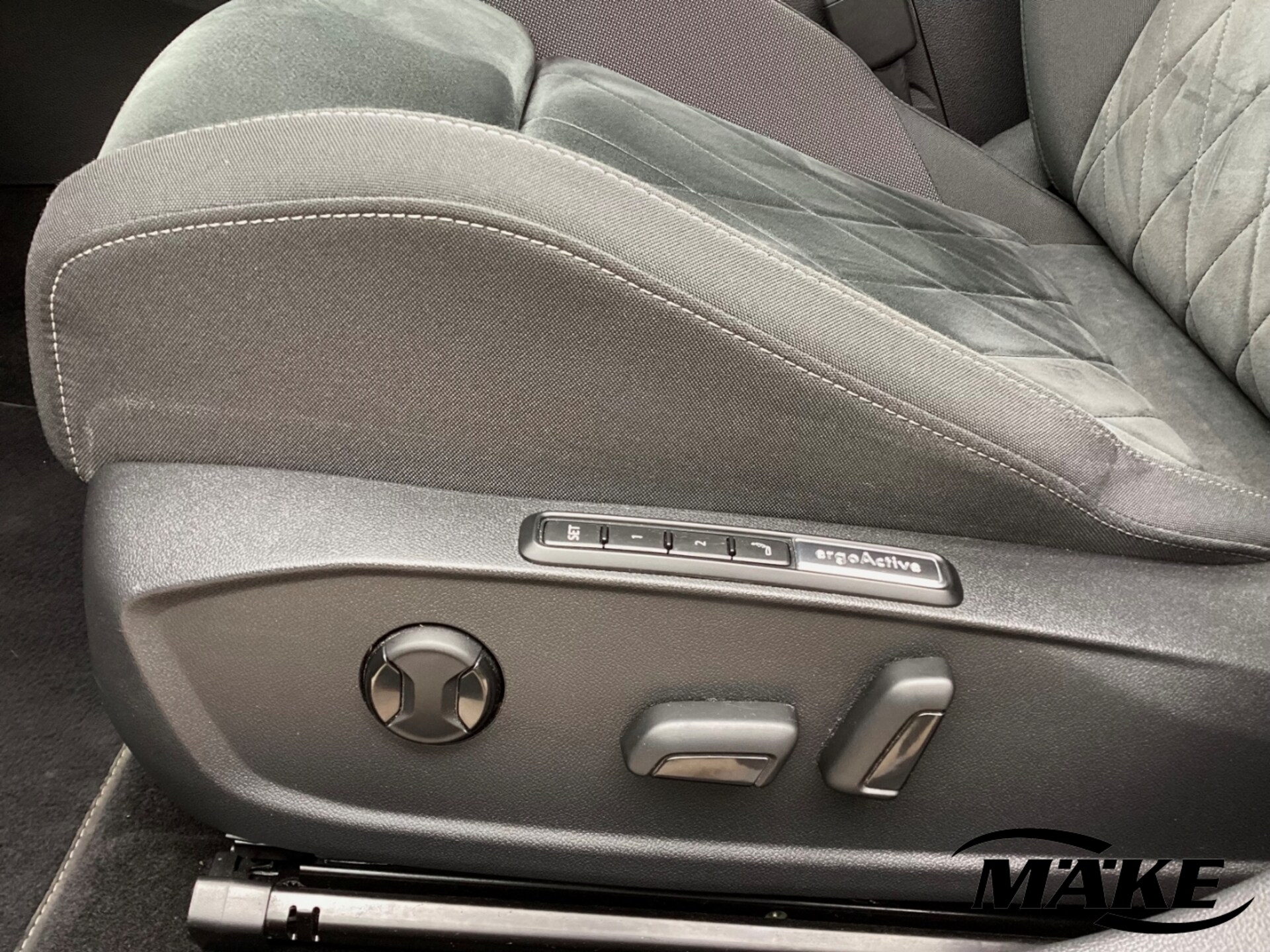 Volkswagen Golf Style