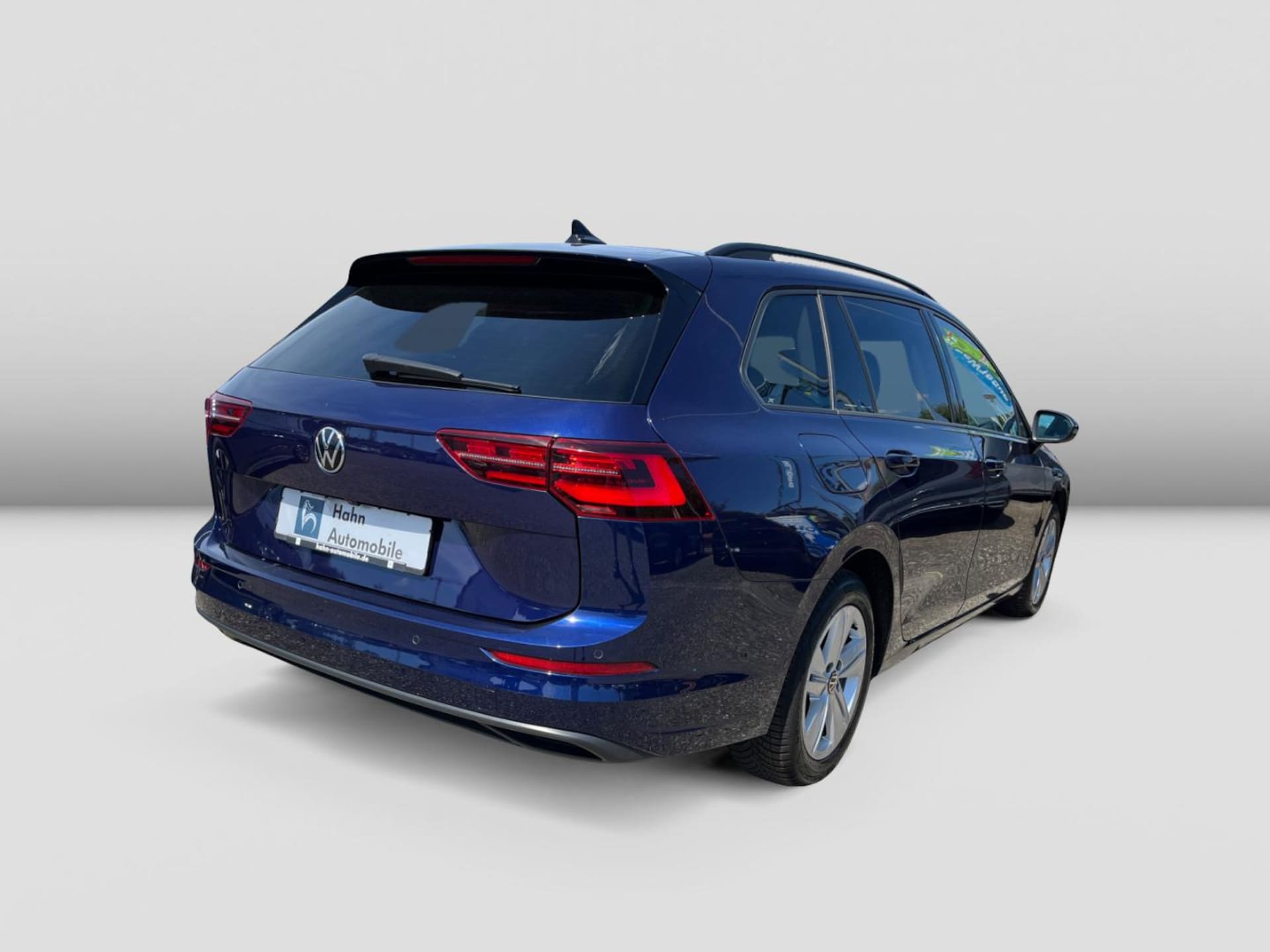 Volkswagen Golf Variant Life
