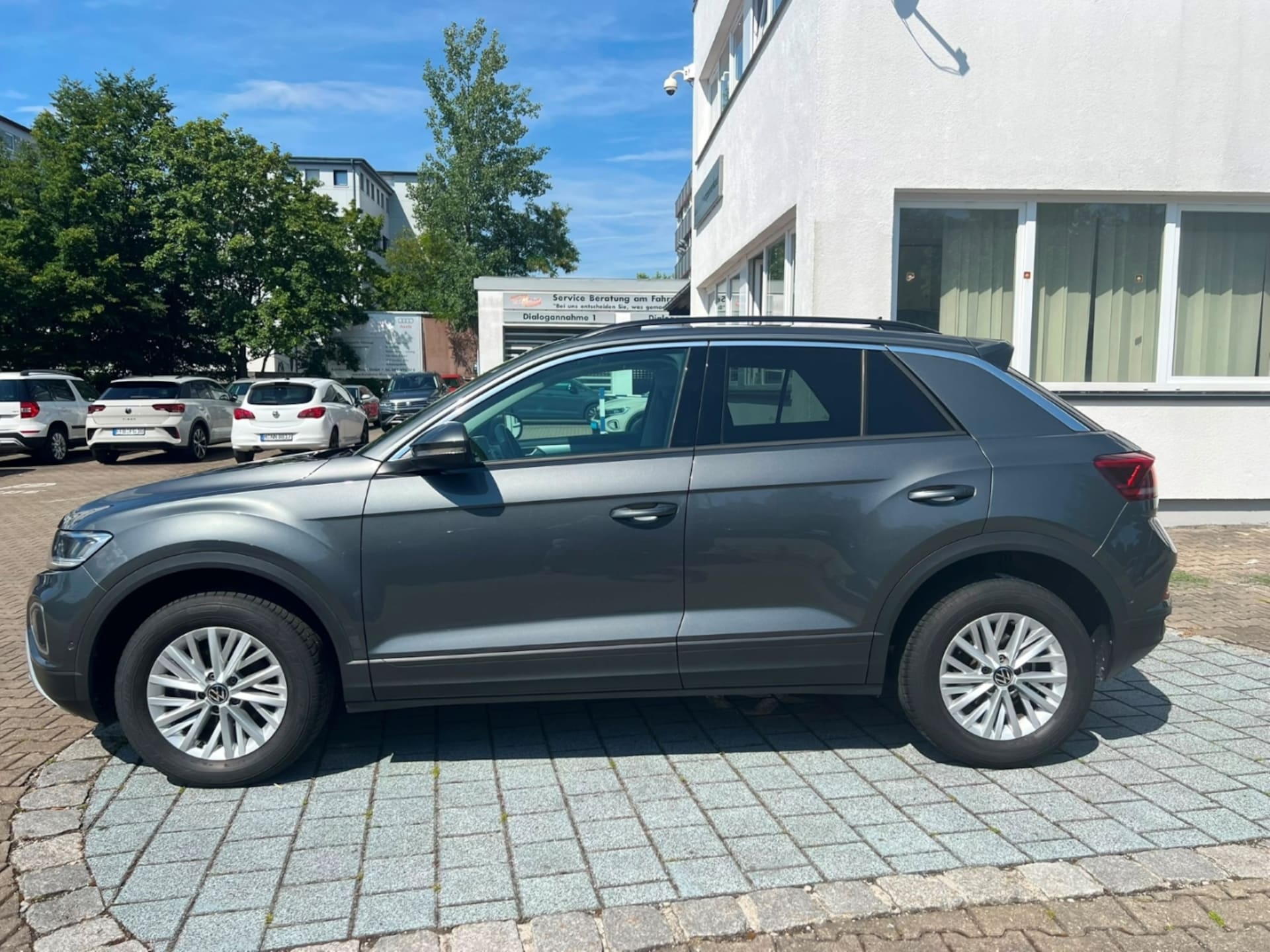 Volkswagen T-Roc Life