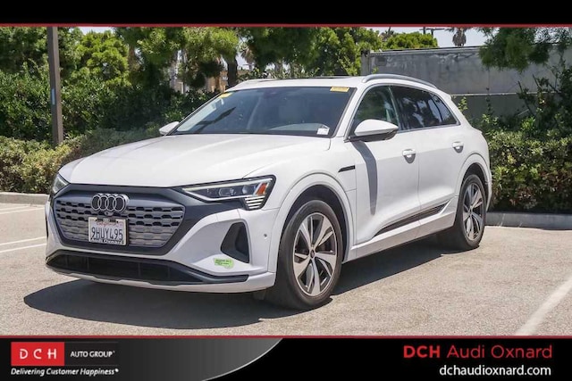 Photo of 2024 Audi Q8 e-tron