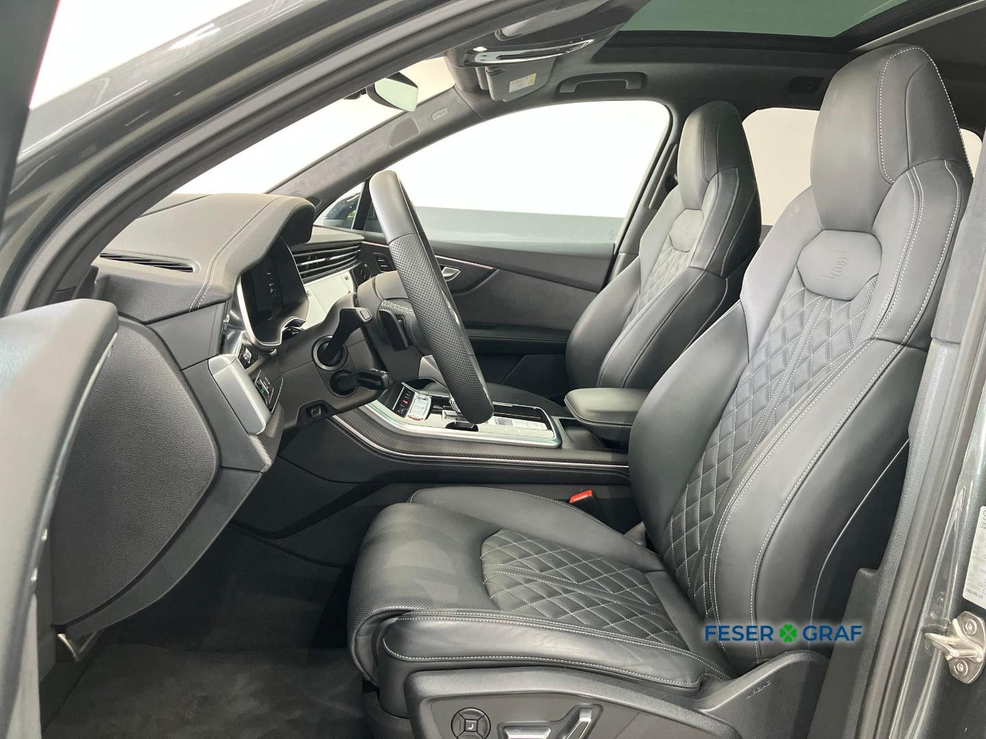 Bild über Audi SQ7 SUV TFSI quattro 373 kW tiptronic - für weitere Informationen kontaktieren Sie den Audi Partner