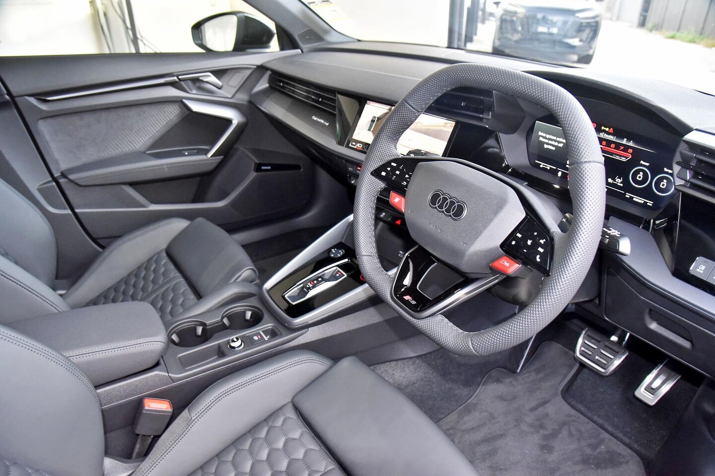 Image about Audi RS 3 Sportback TFSI quattro S tronic