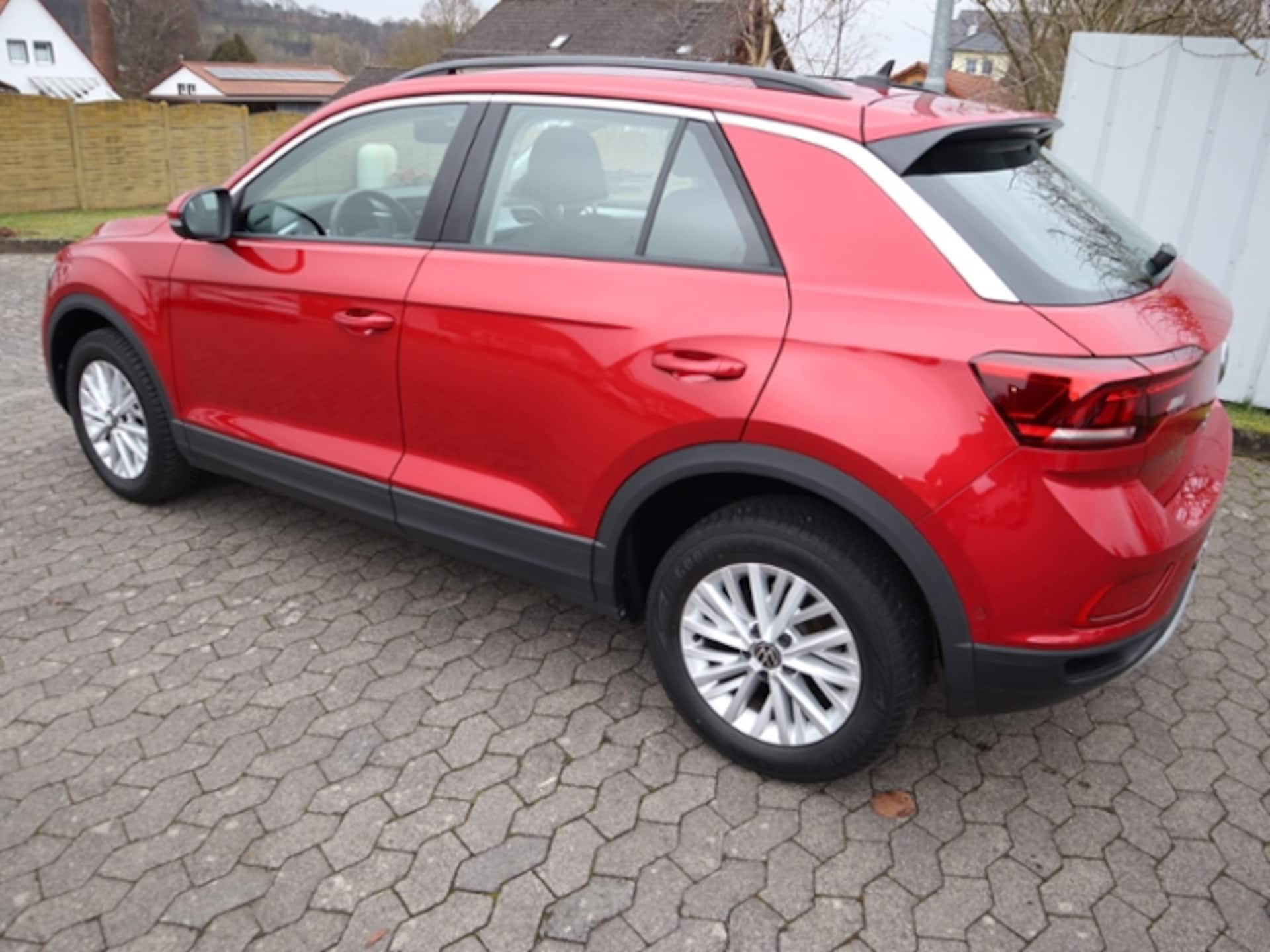 Volkswagen T-Roc Life