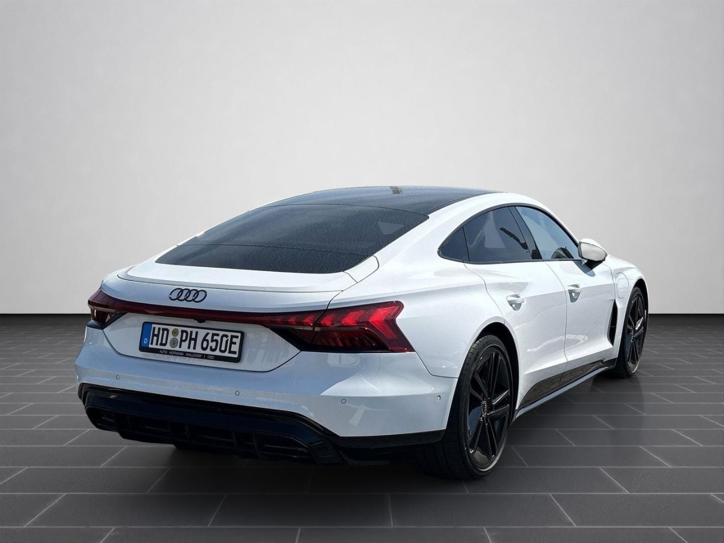 Bild über Audi e-tron GT e-tron quattro - für weitere Informationen kontaktieren Sie den Audi Partner
