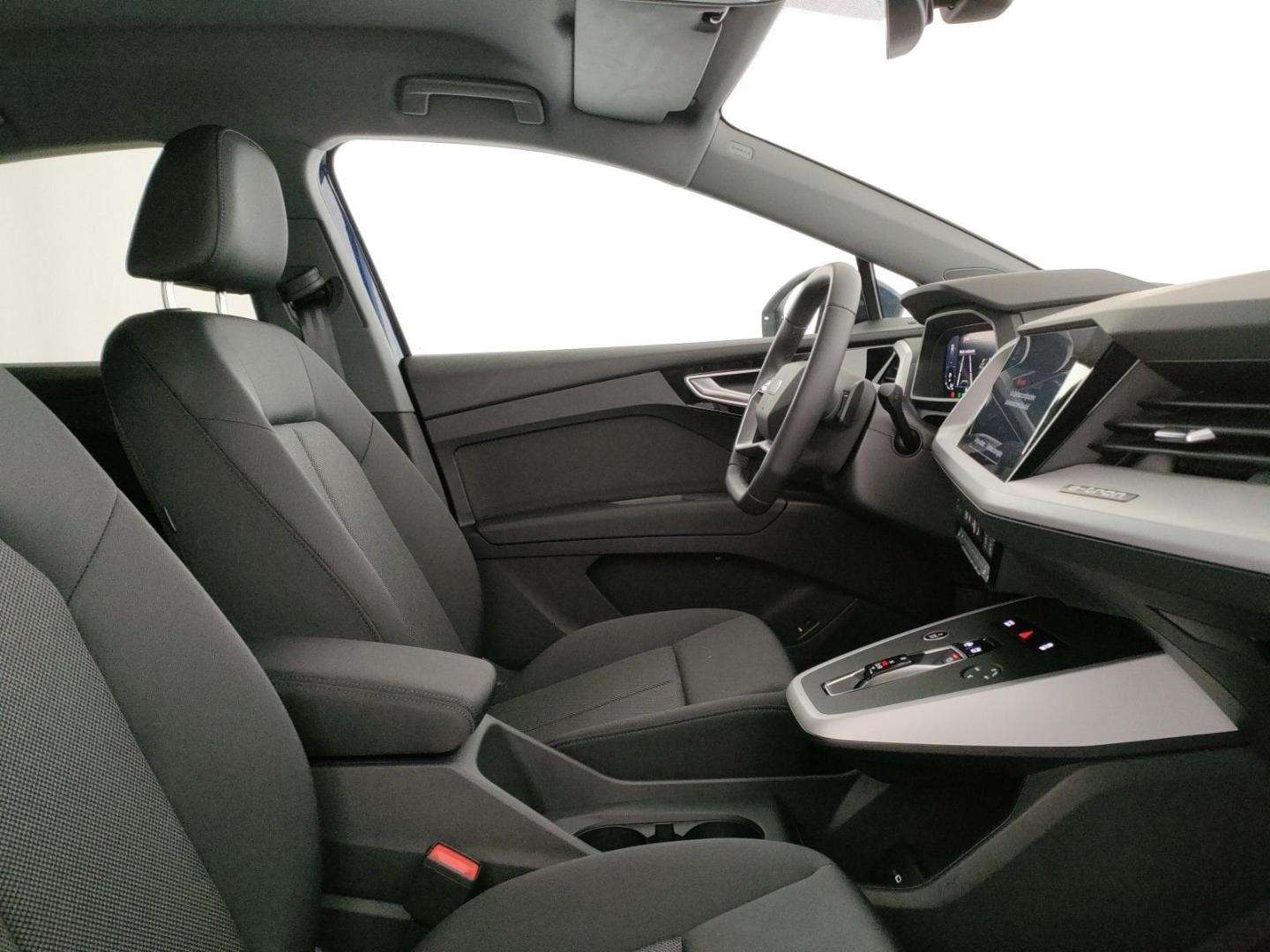 Immagine di Audi Q4 Sportback e-tron Business Advanced 40 e-tron 150,00 kW - Vista: for more details contact your dealer