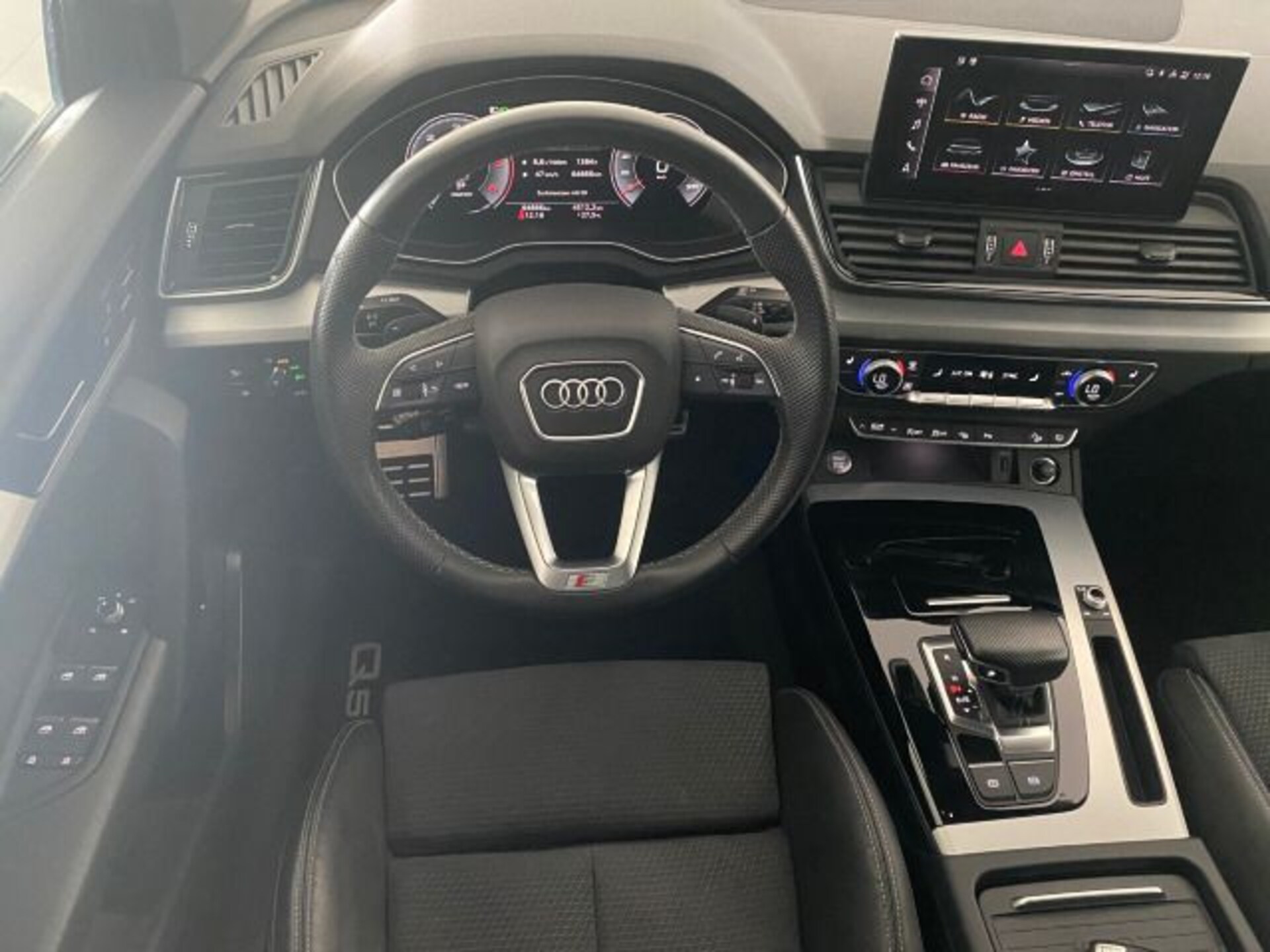 Audi Q5 Sportback S line
