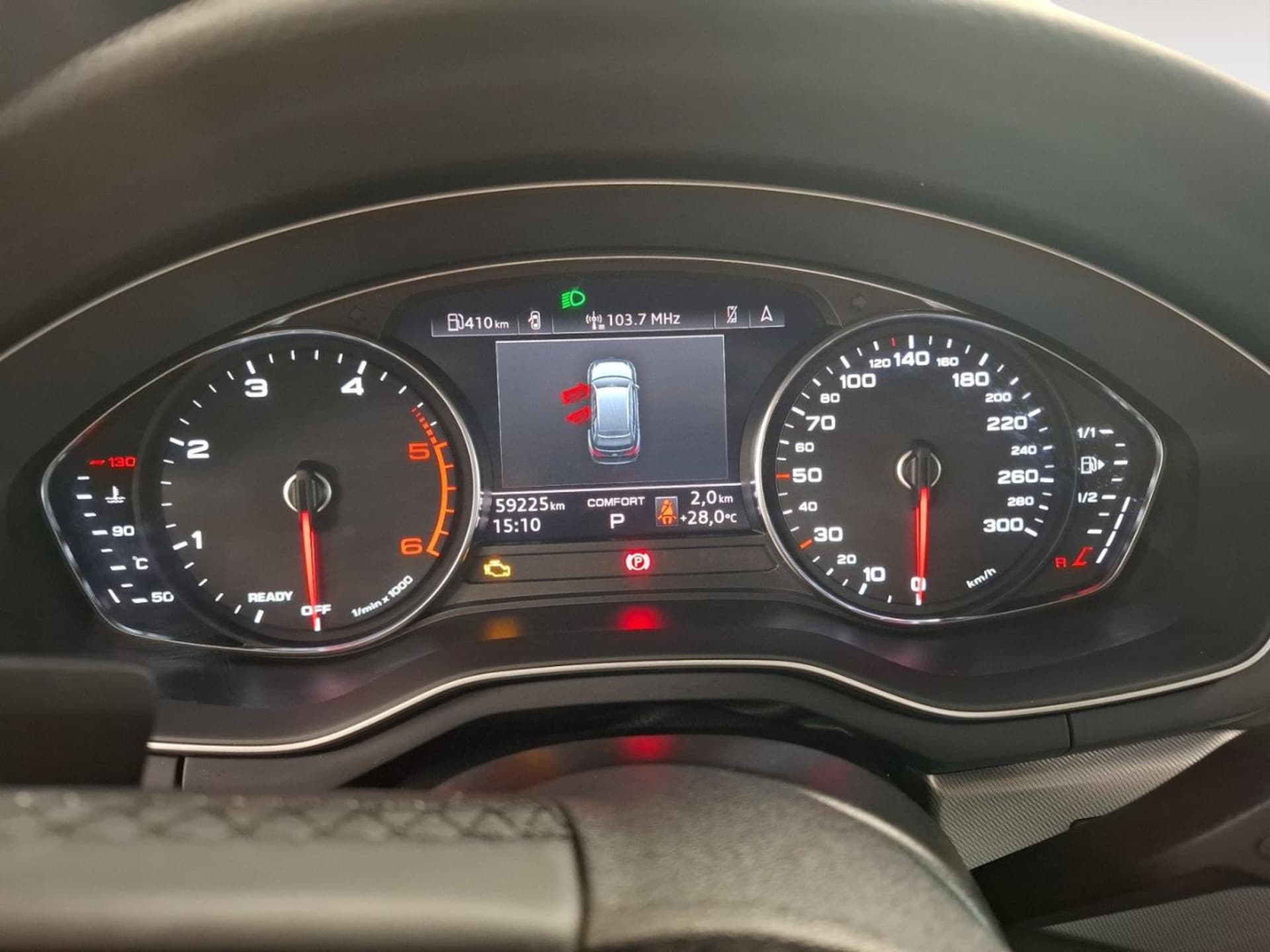 Audi A4 Avant S line
