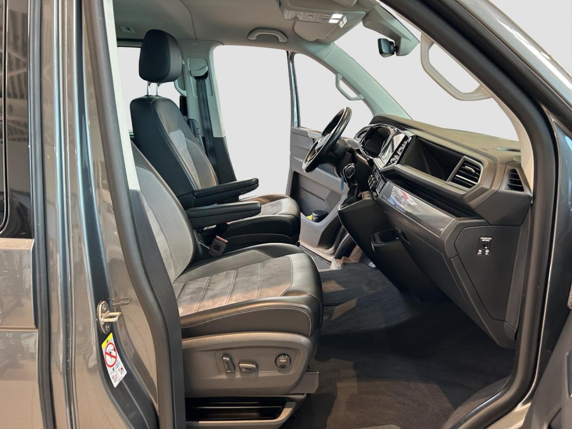 Volkswagen T6.1 Multivan Highline